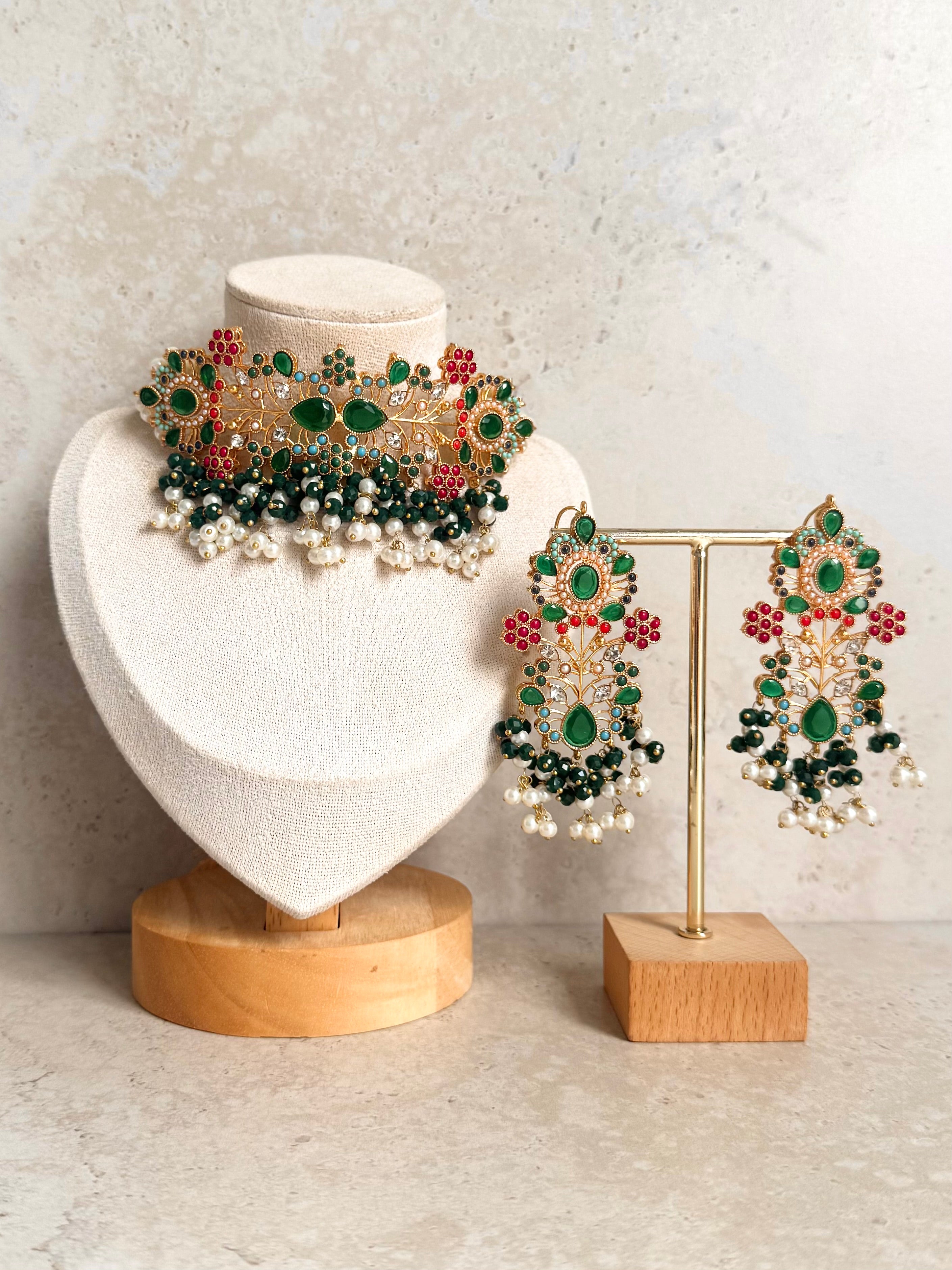 Alina Necklace Set