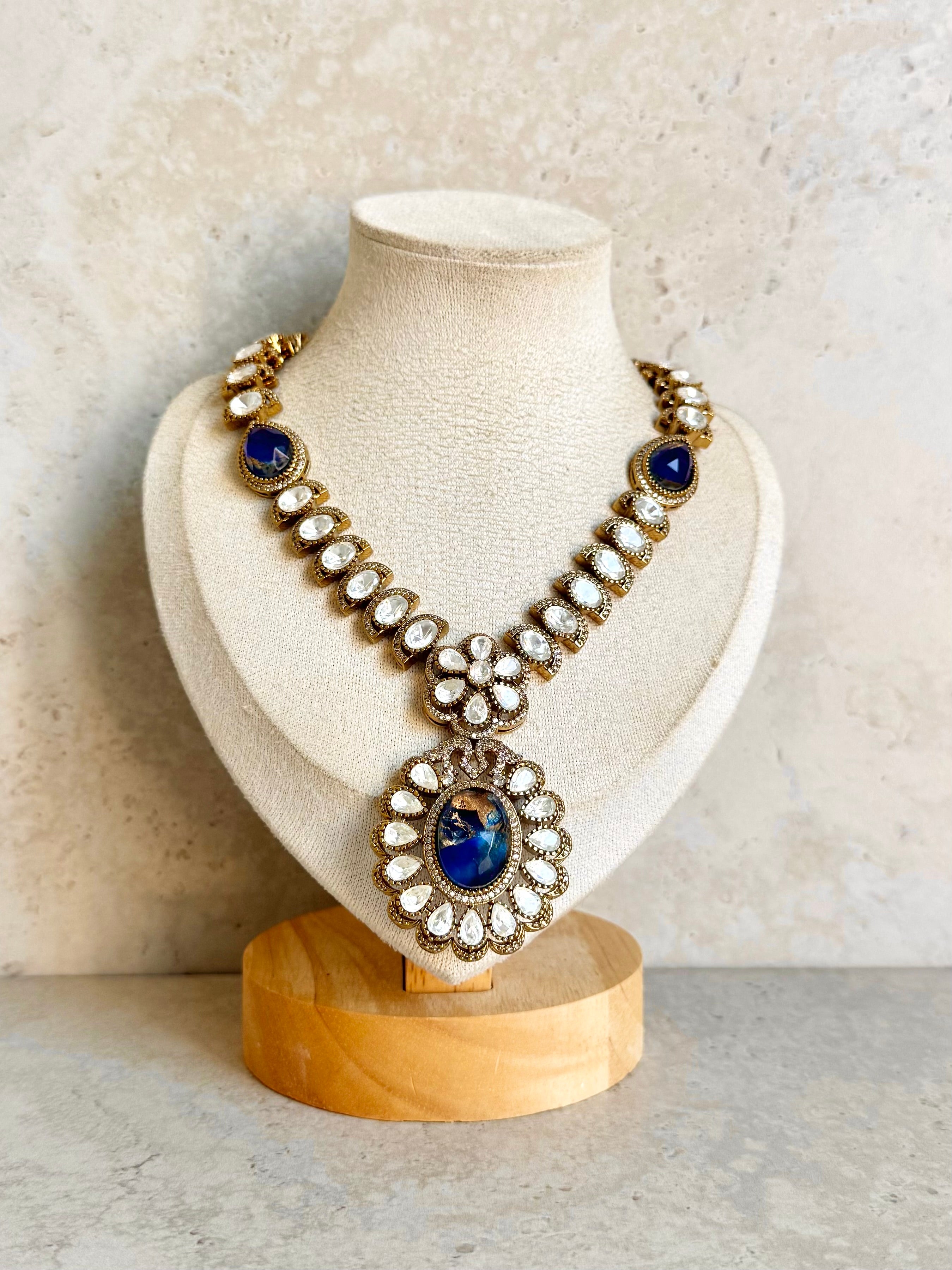 Noor Necklace Set