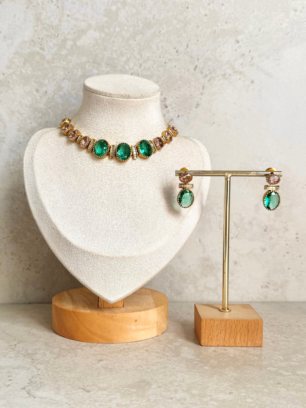 Preeti Necklace Set