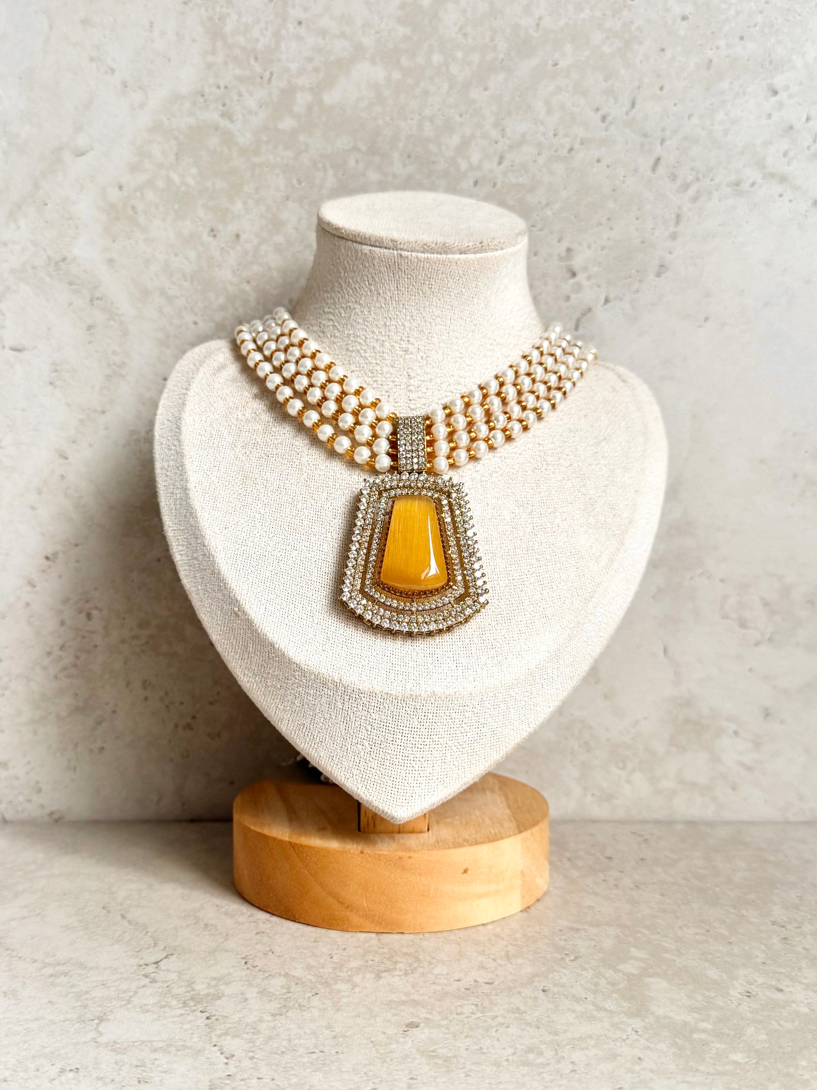Noor Necklace Set
