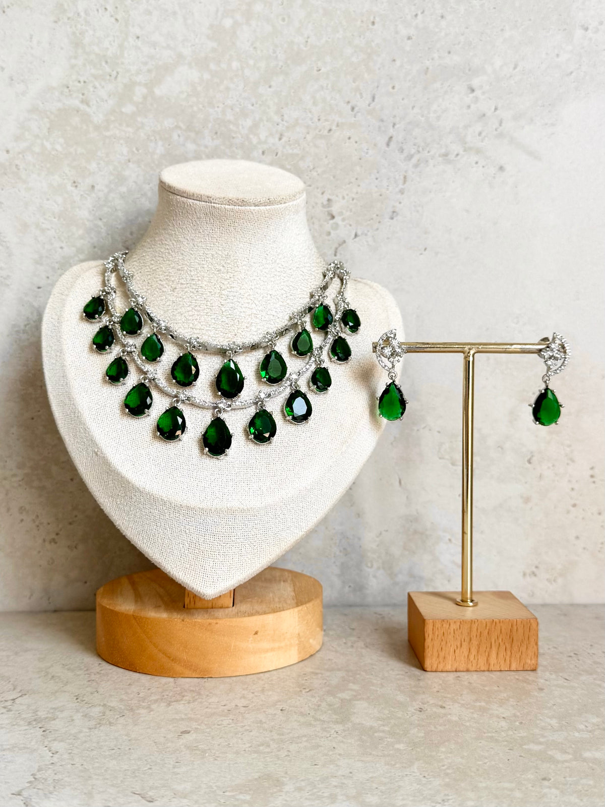 Amna Necklace Set