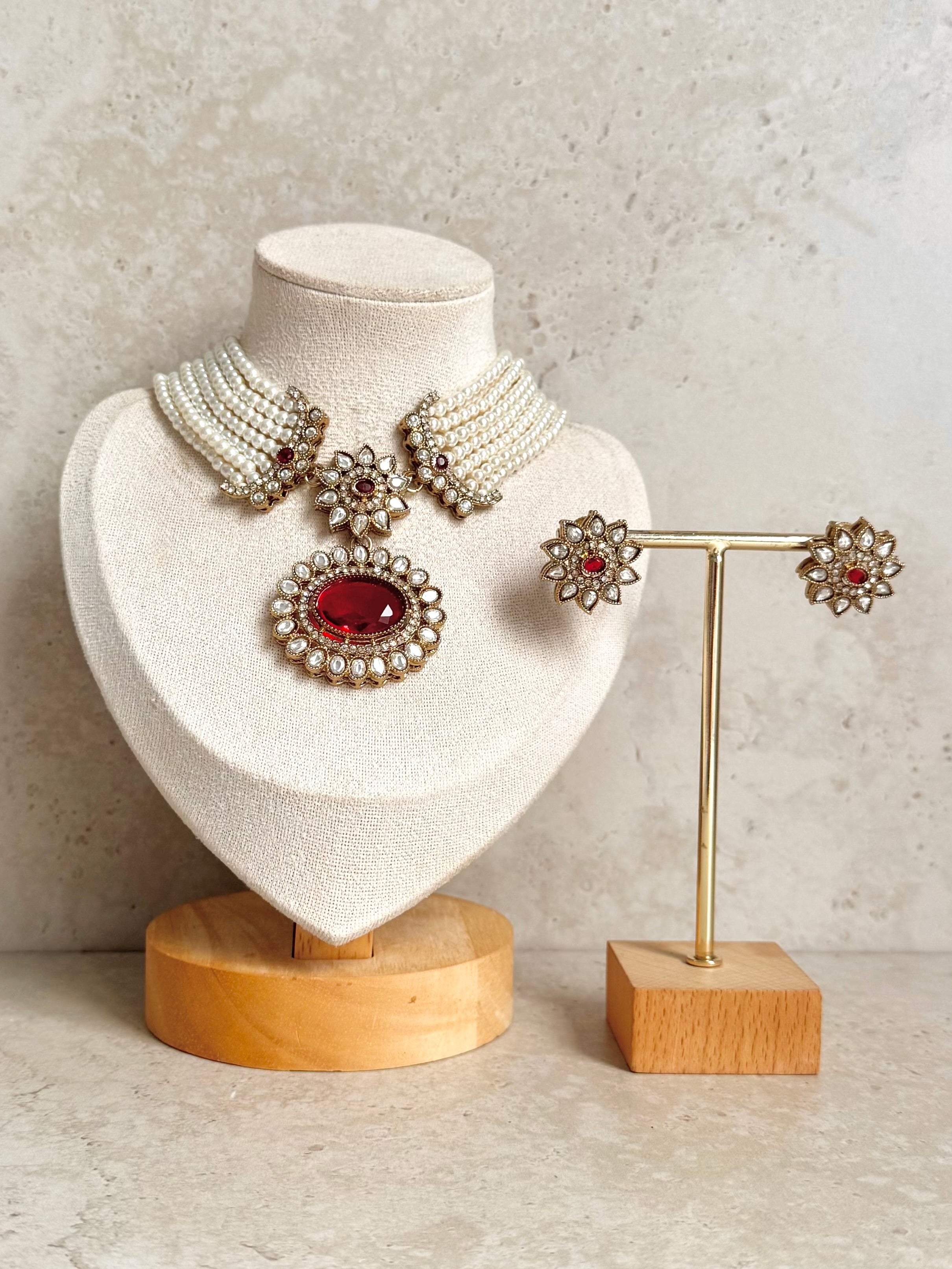 Ranjna Necklace Set