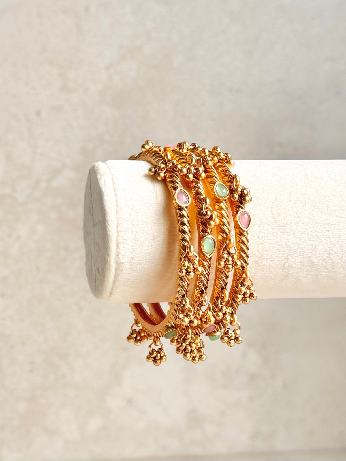 Hoor Bangles