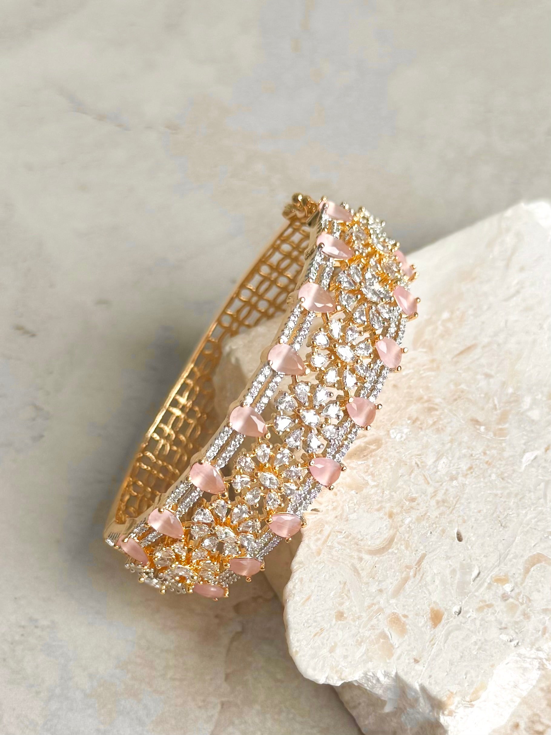 Tania Bangle