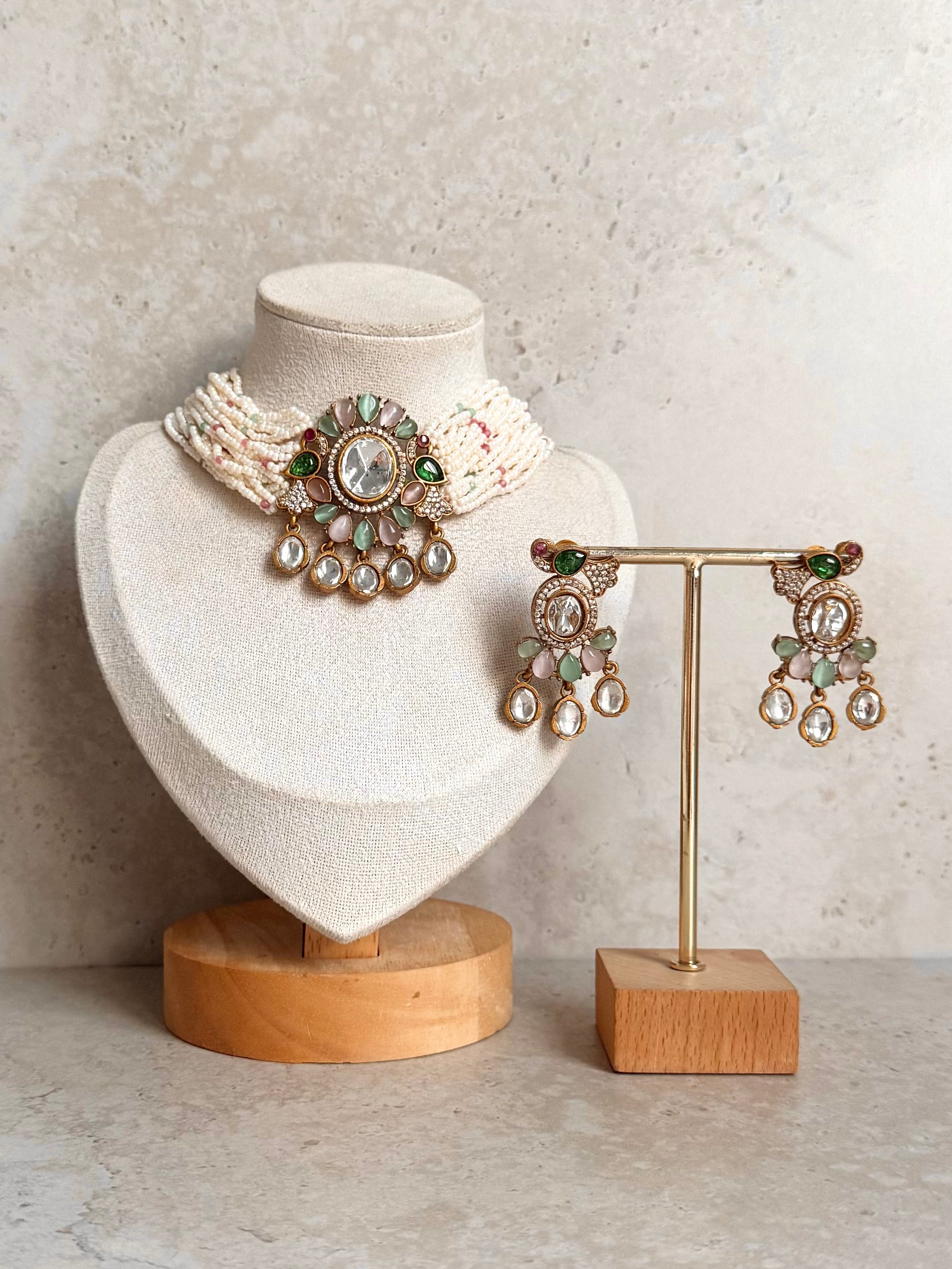 Ridhi Necklace Set