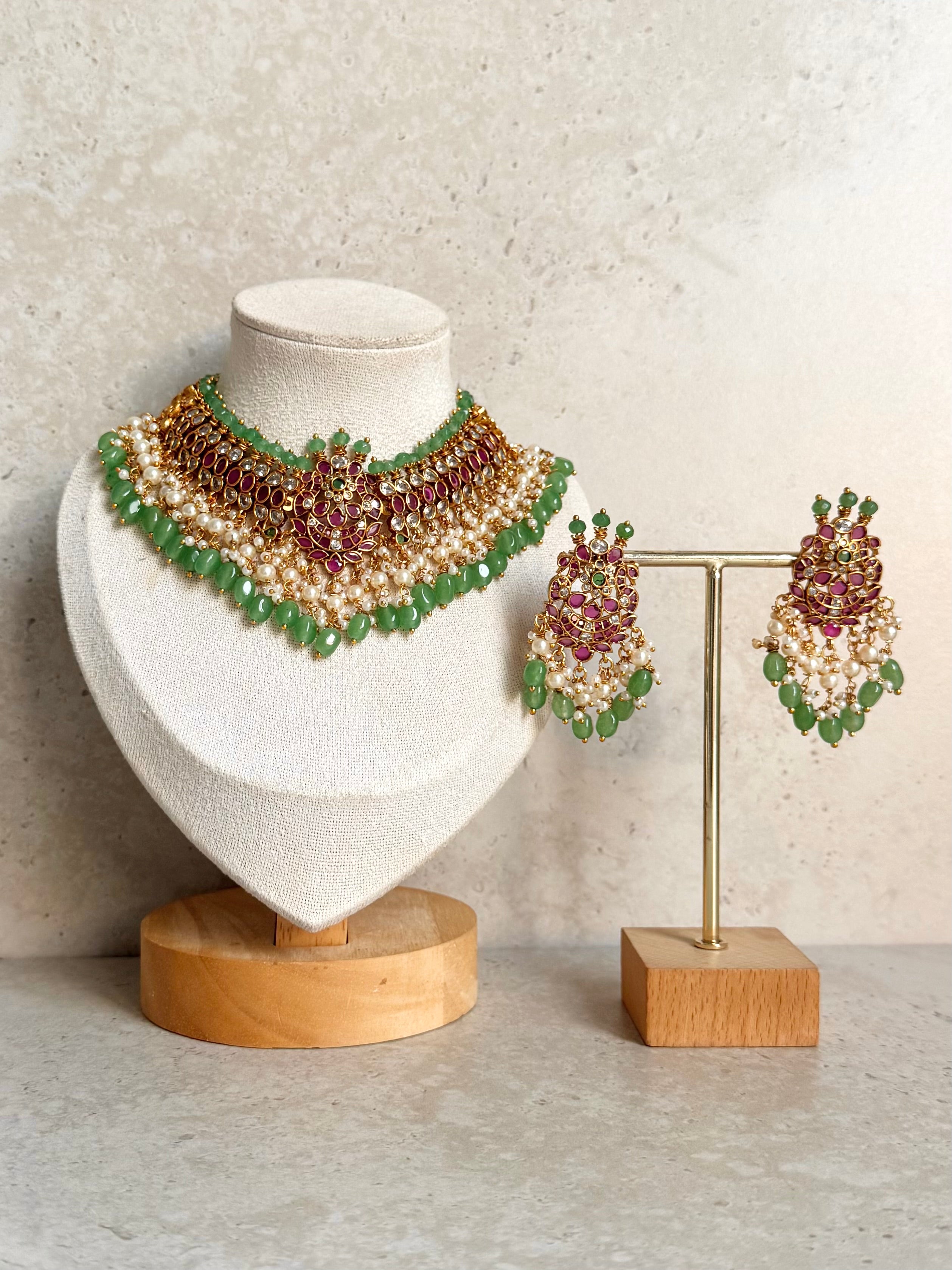 Tara Necklace Set