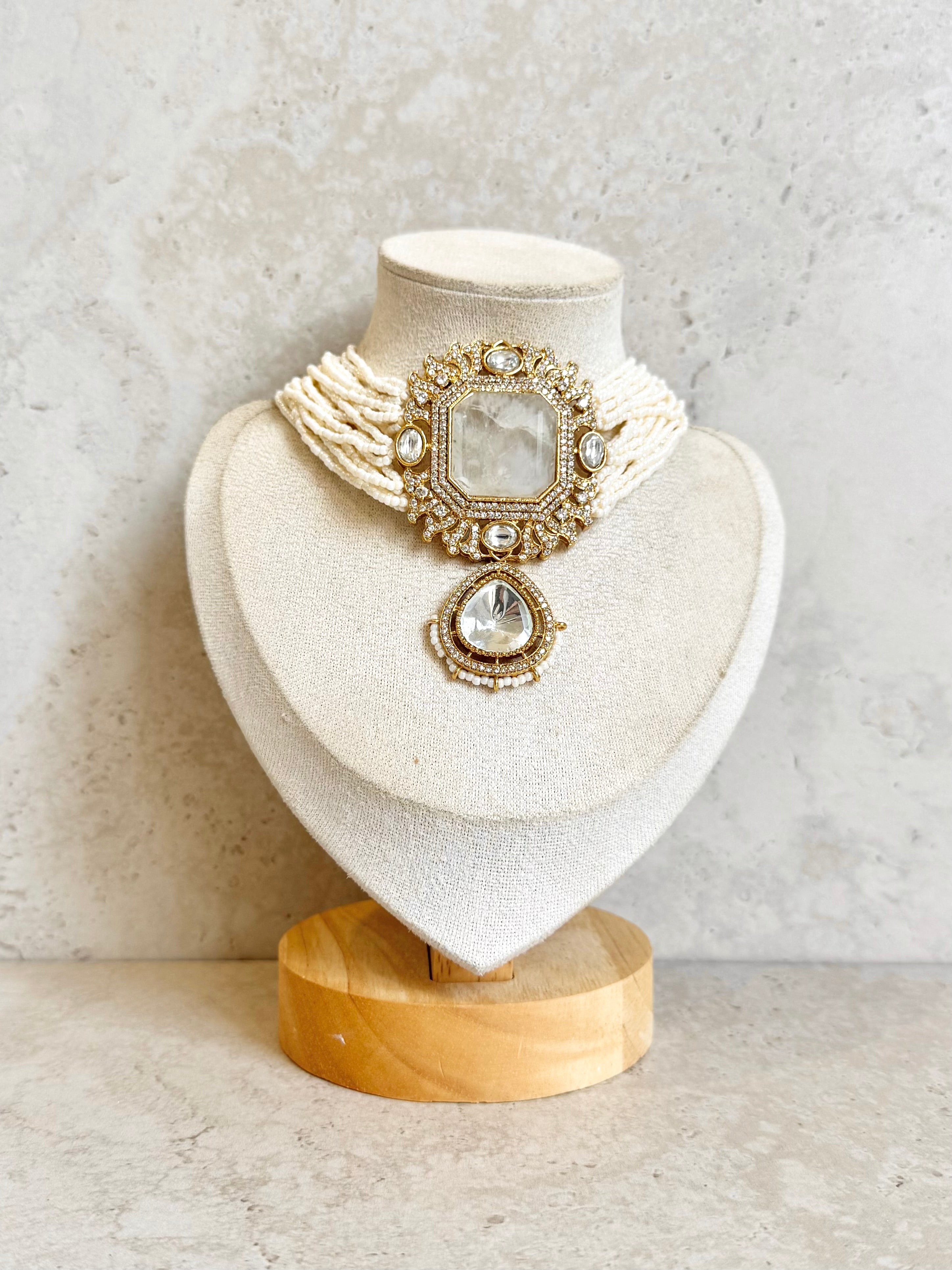 Nafisa Necklace Set