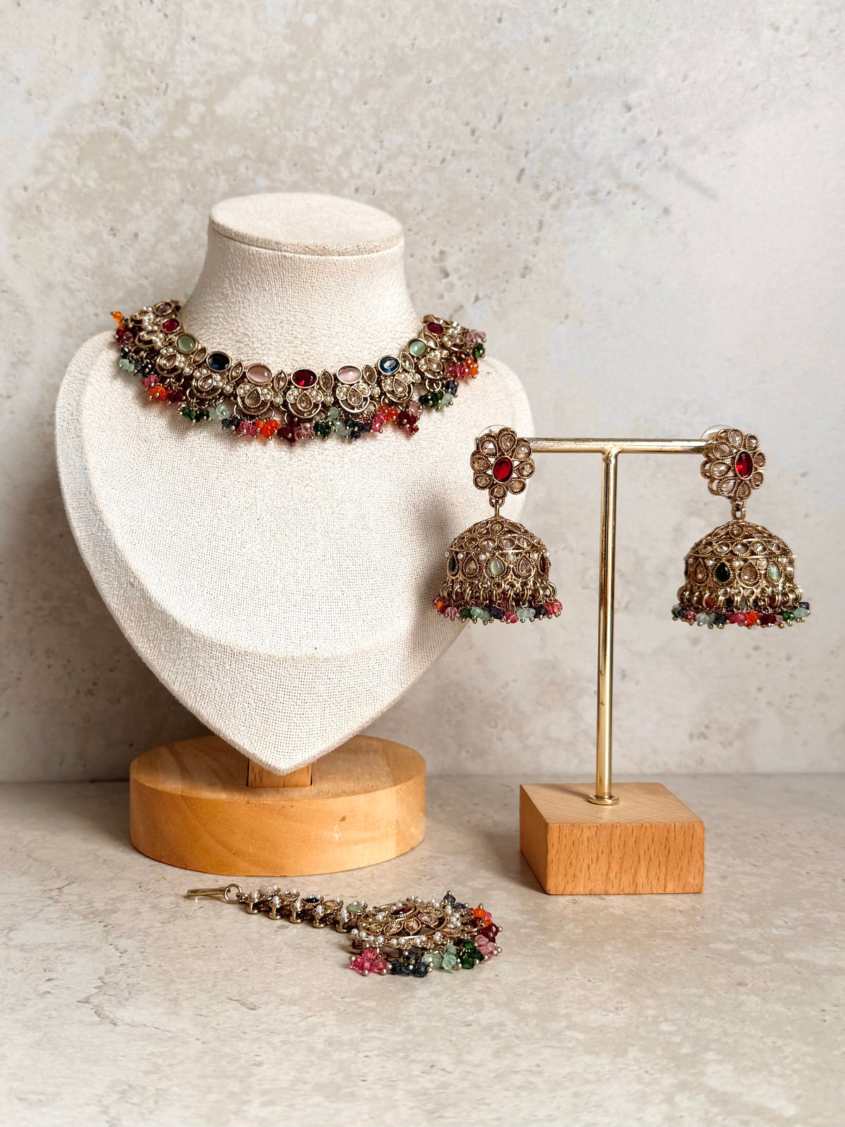 Sunaina Necklace Set