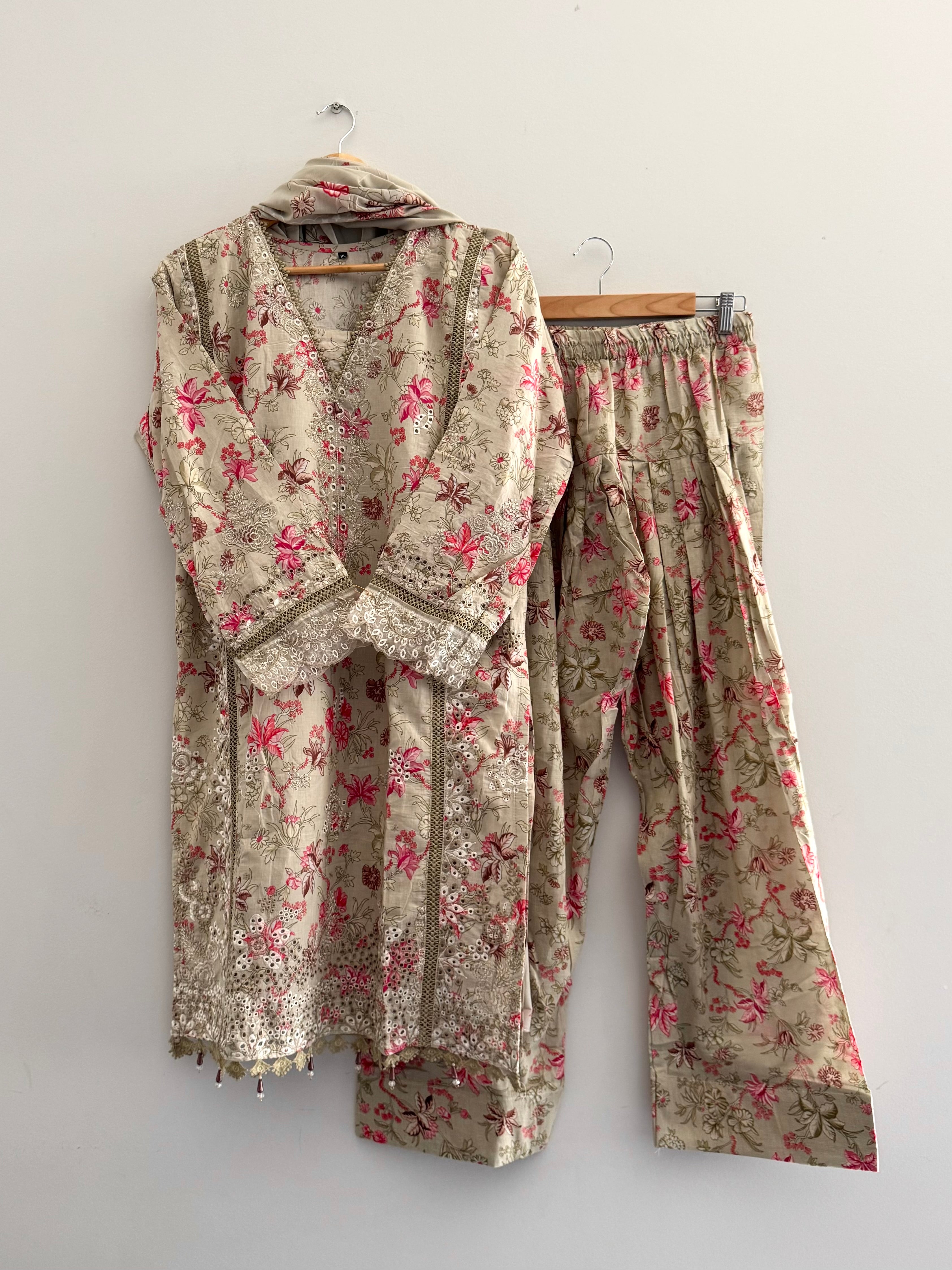 Rameen Suit Set
