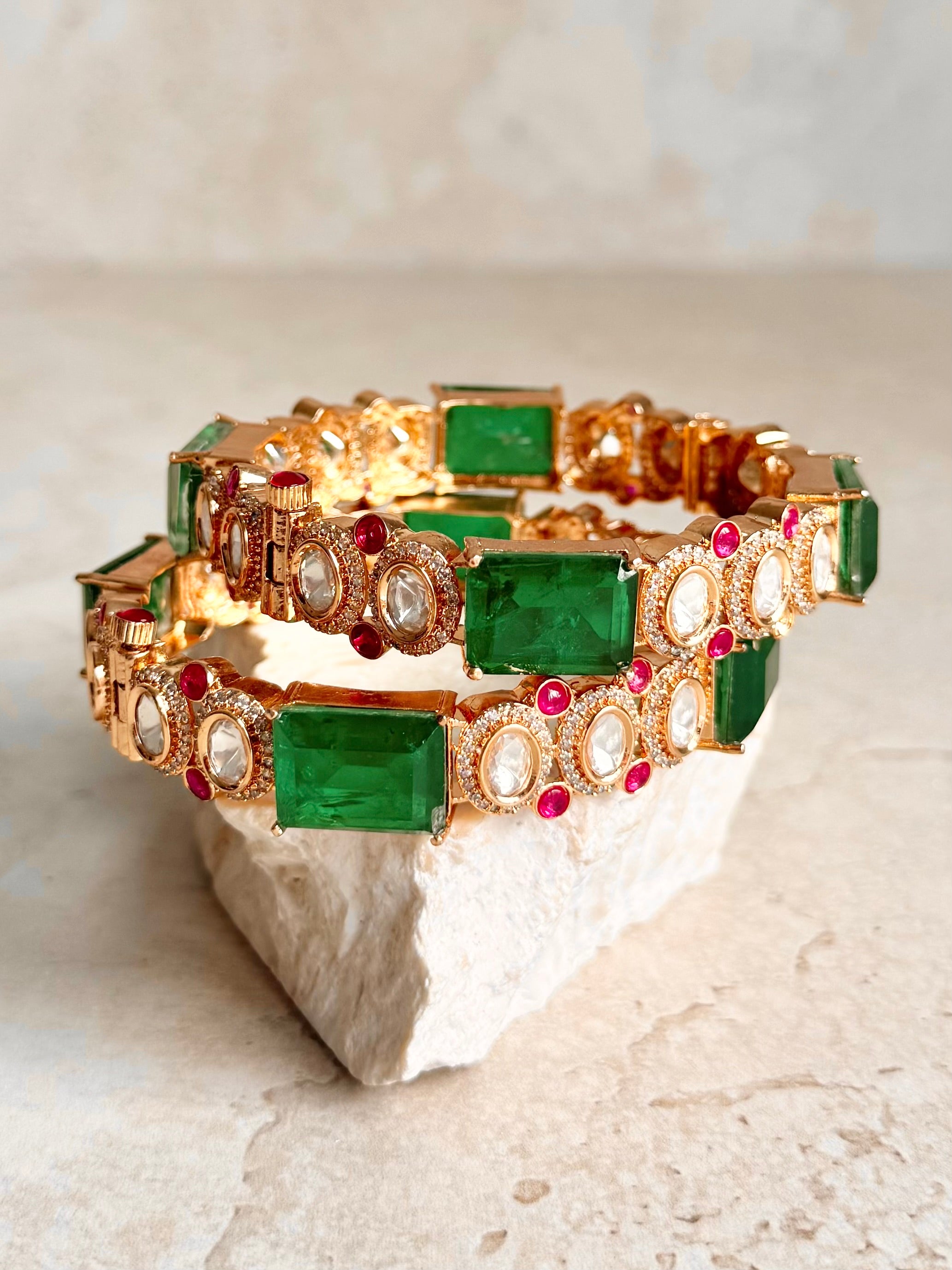 Ruhani Bangles
