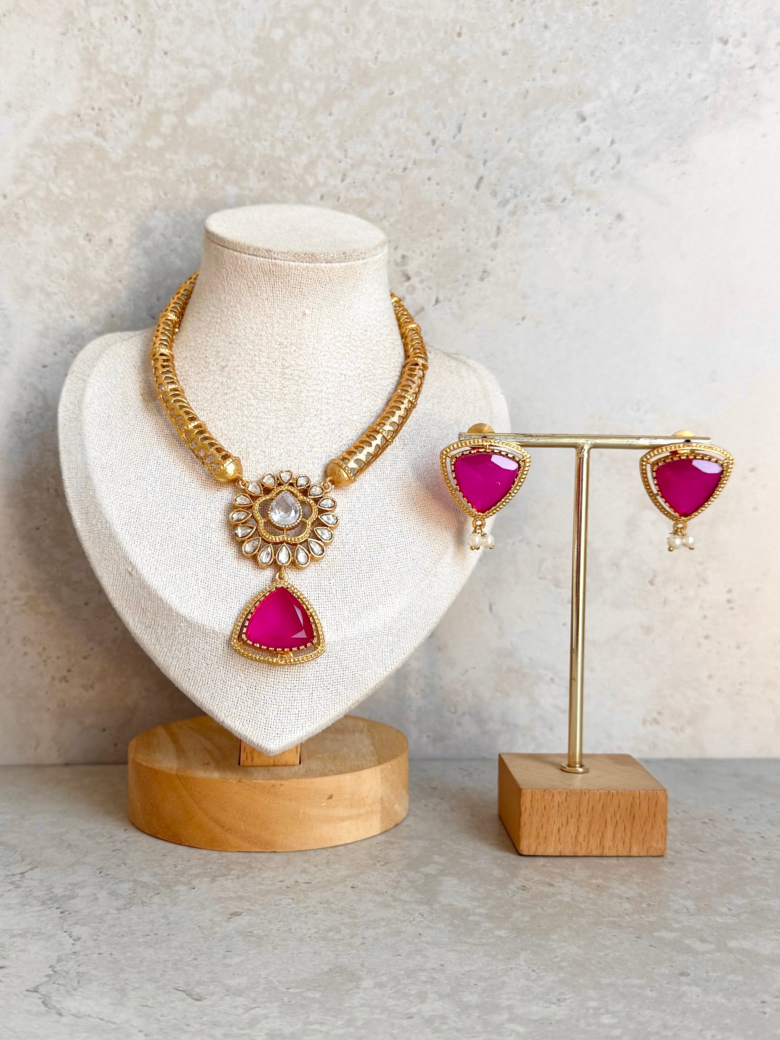 Ashwita Necklace Set