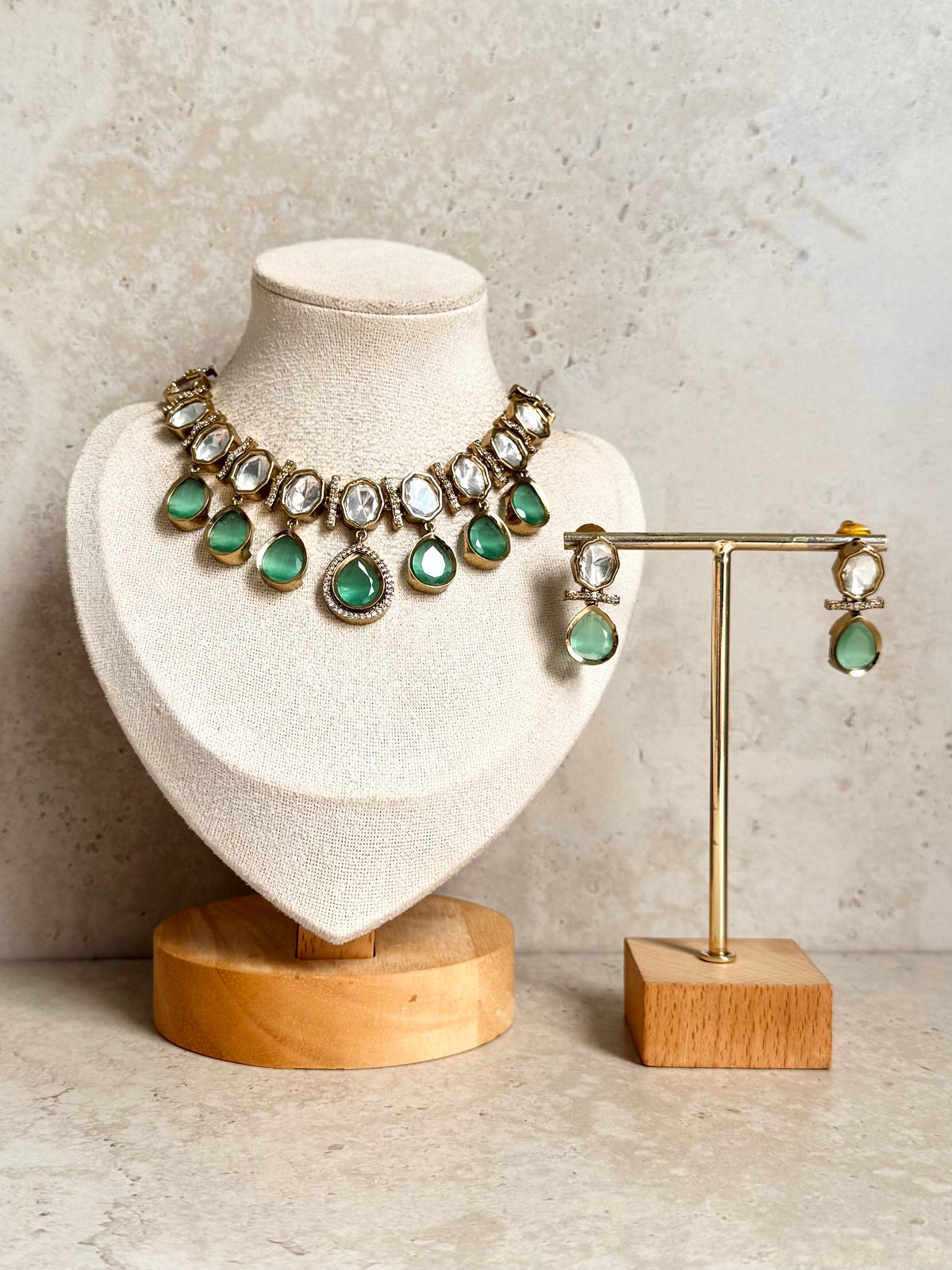 Farah Necklace Set
