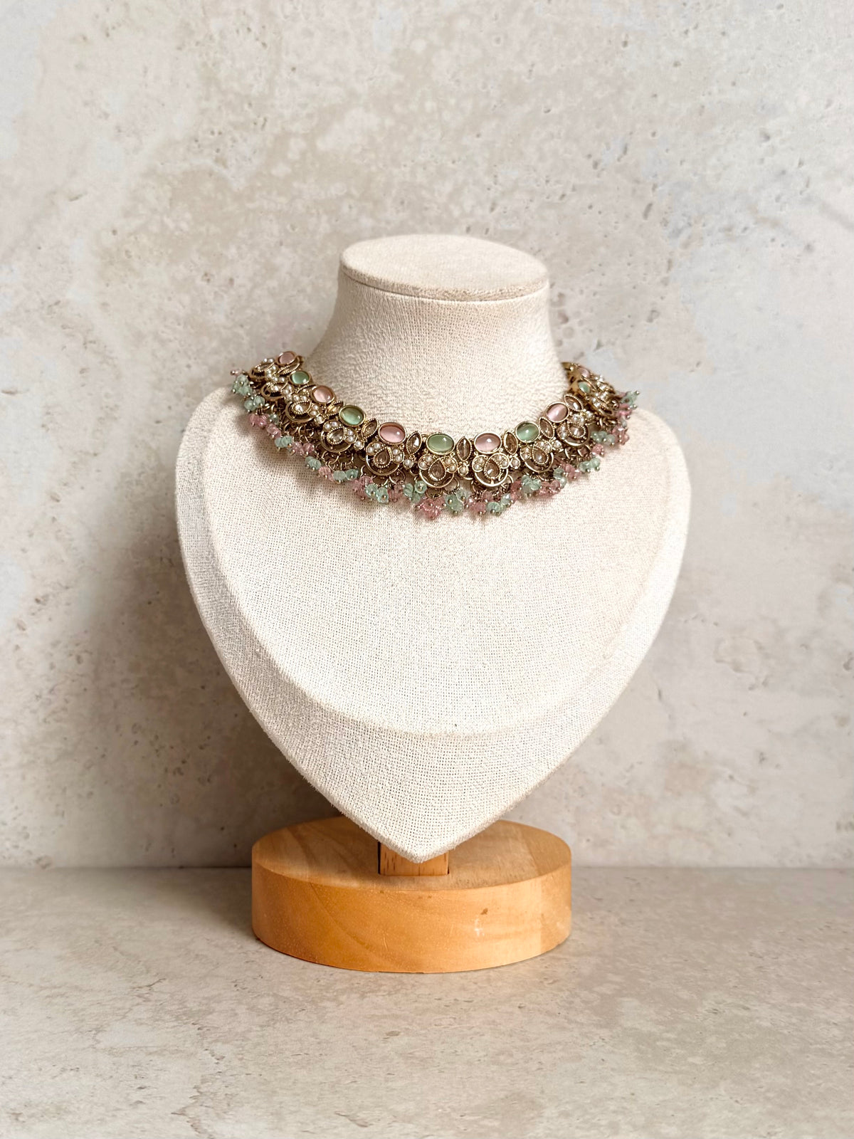 Sunaina Necklace Set