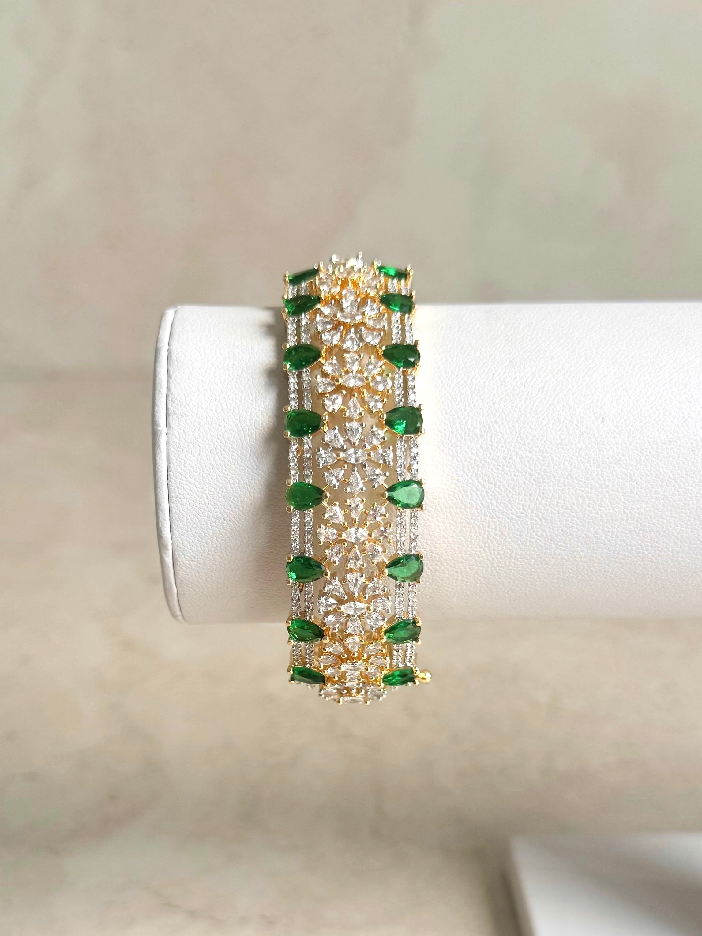 Tania Bangle