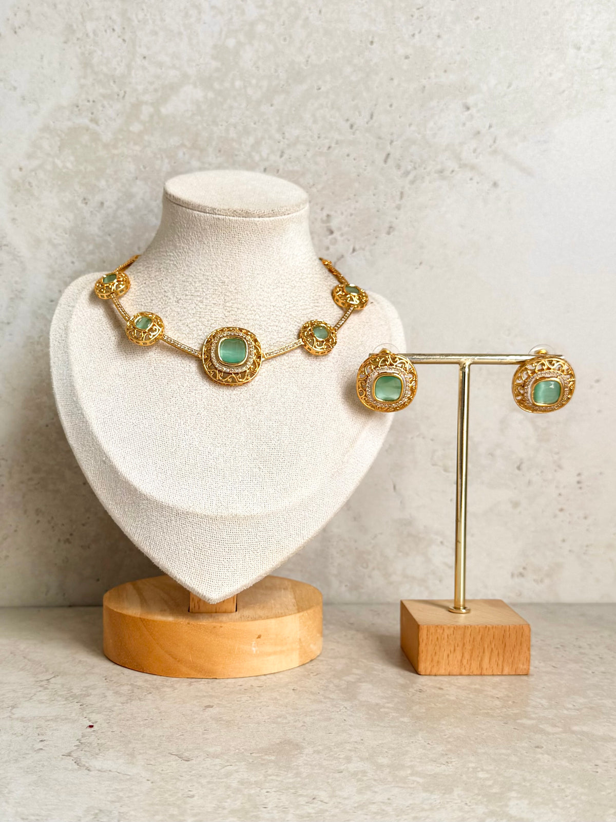 Swara Necklace Set