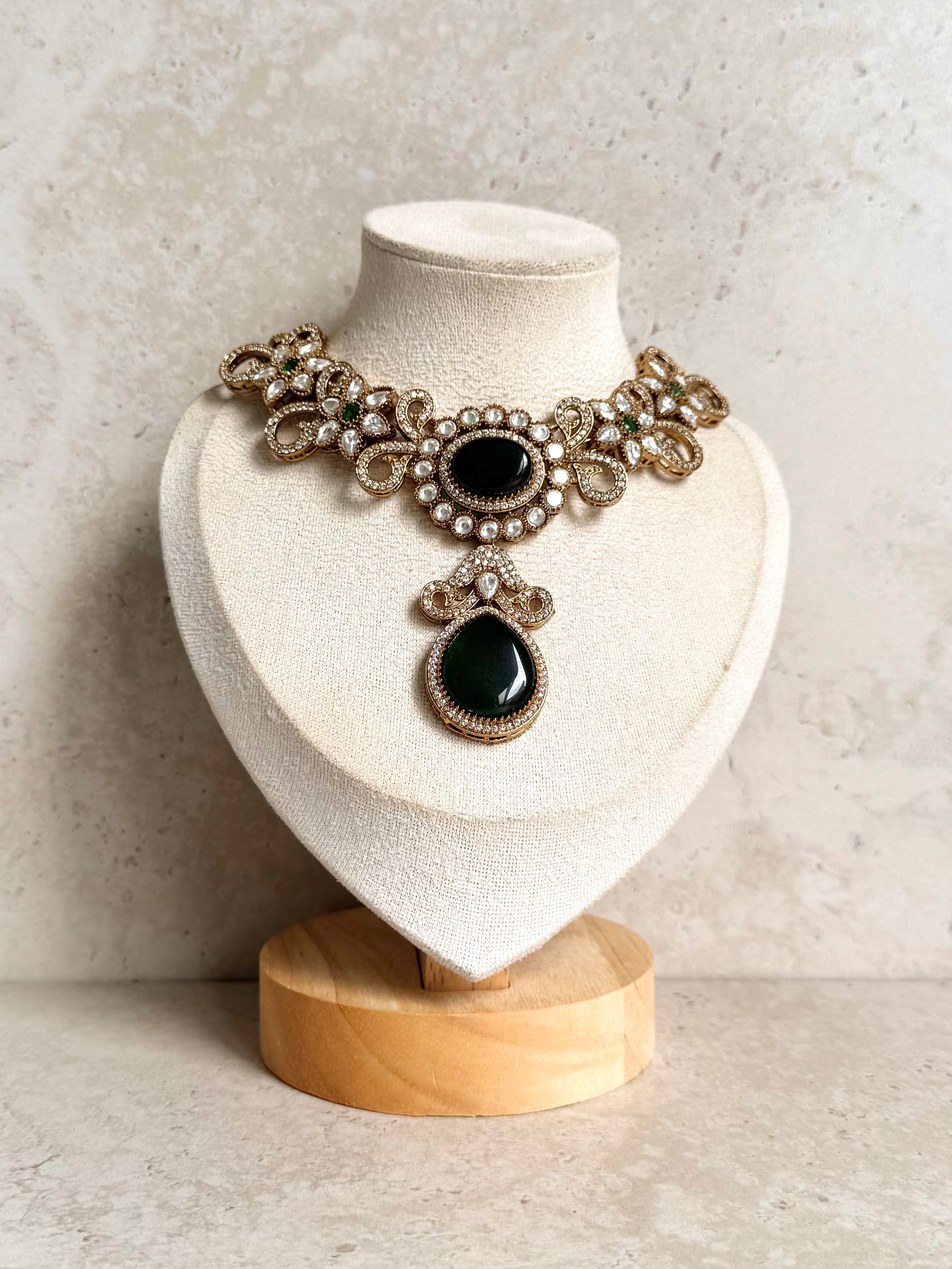 Ramya Necklace Set