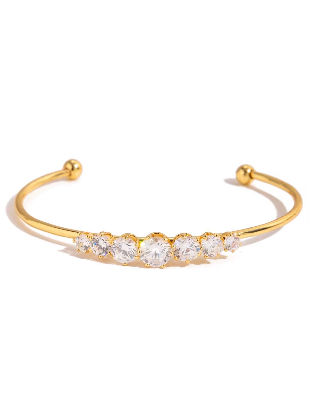 Mila Cuff