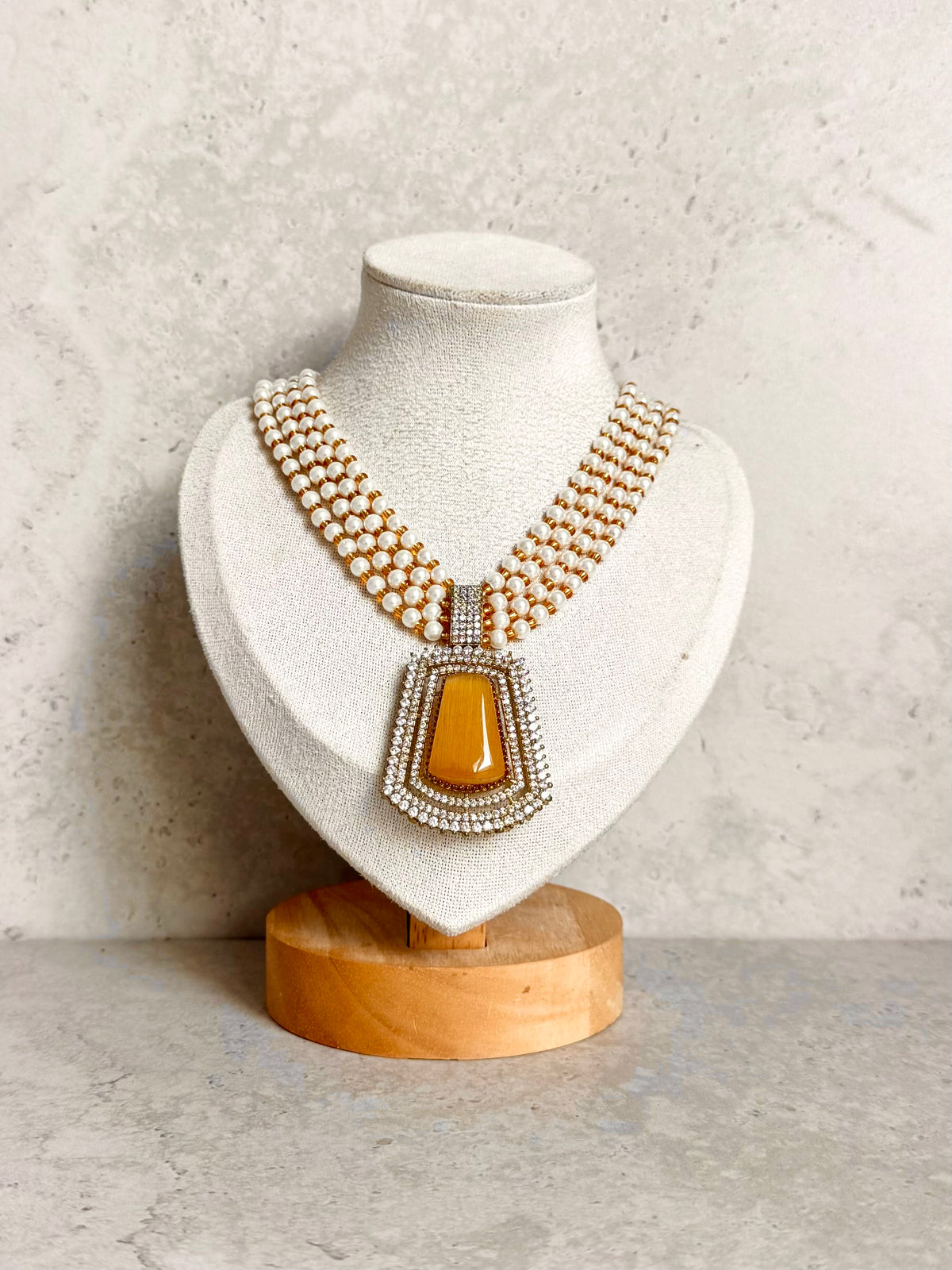 Radha Necklace Set