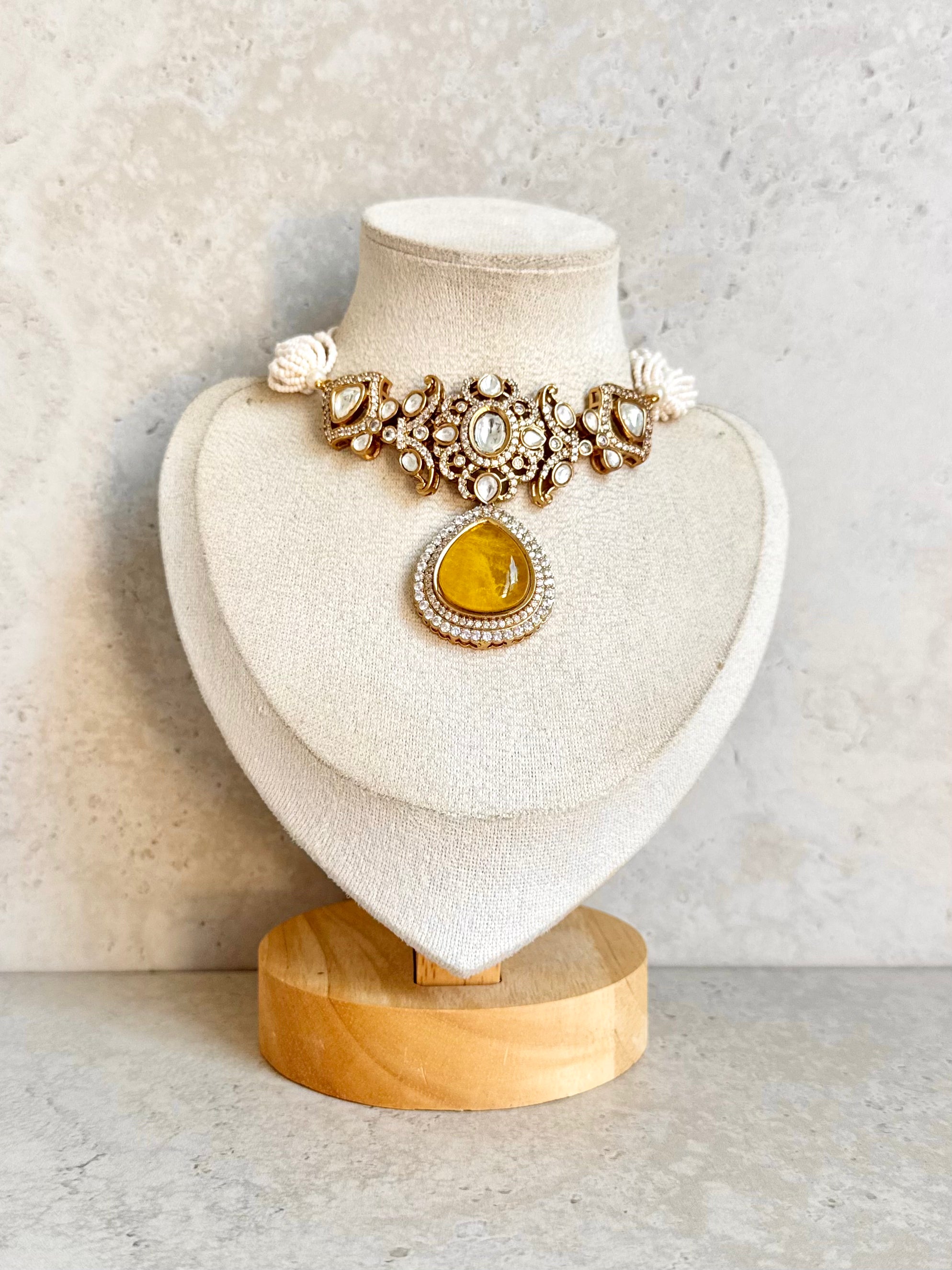 Ahana Necklace Set