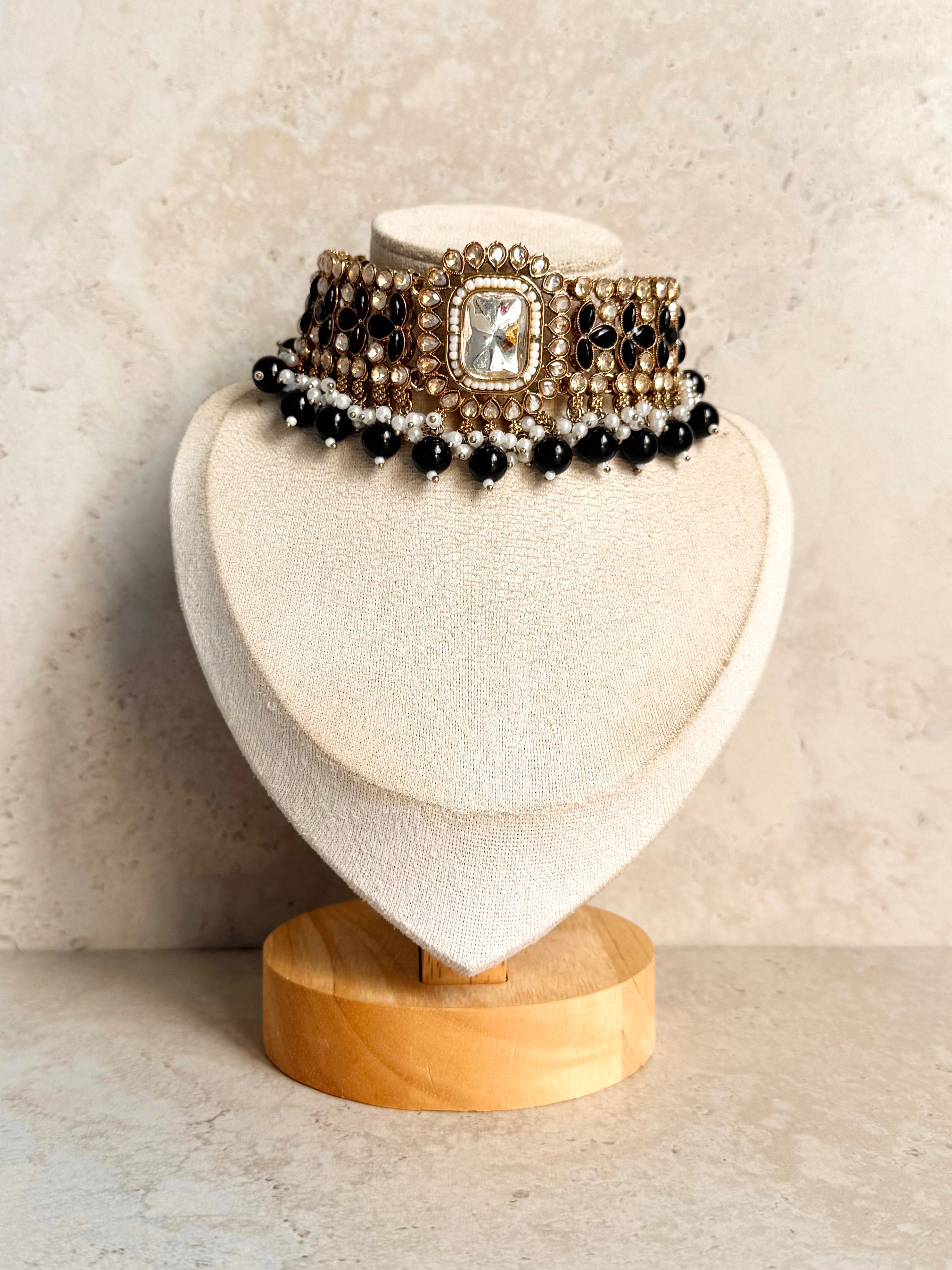 Noorani Necklace Set