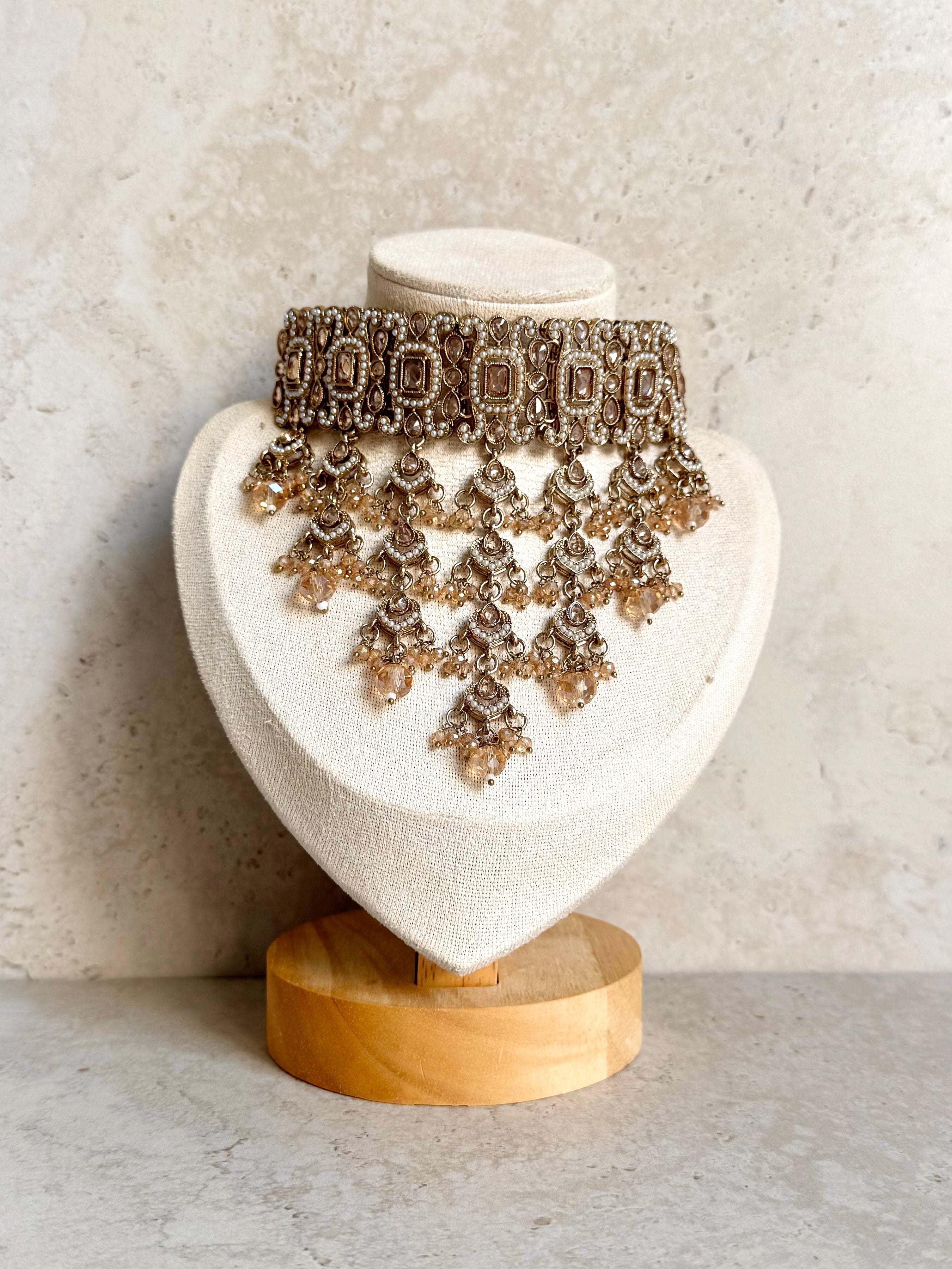Sofia Necklace Set