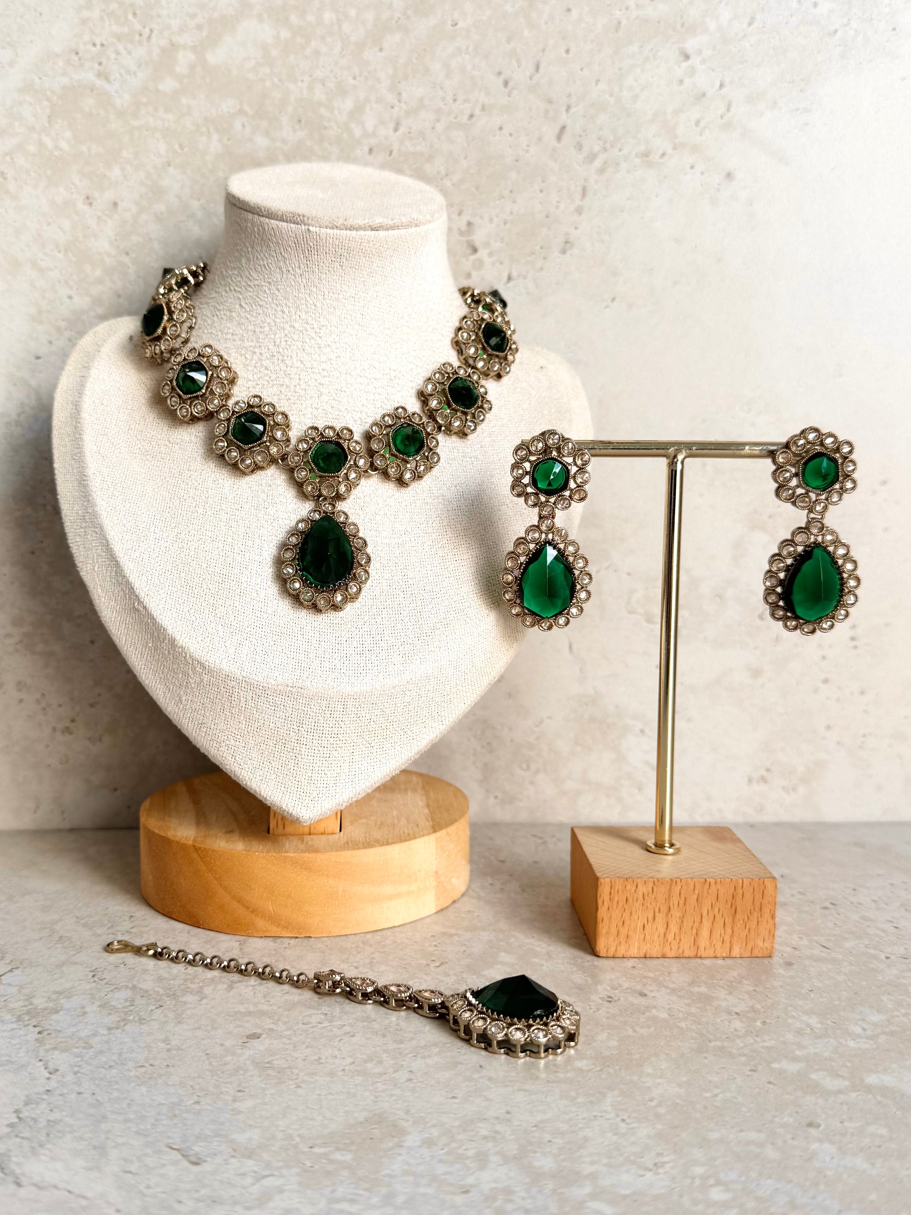 Soniya Necklace Set