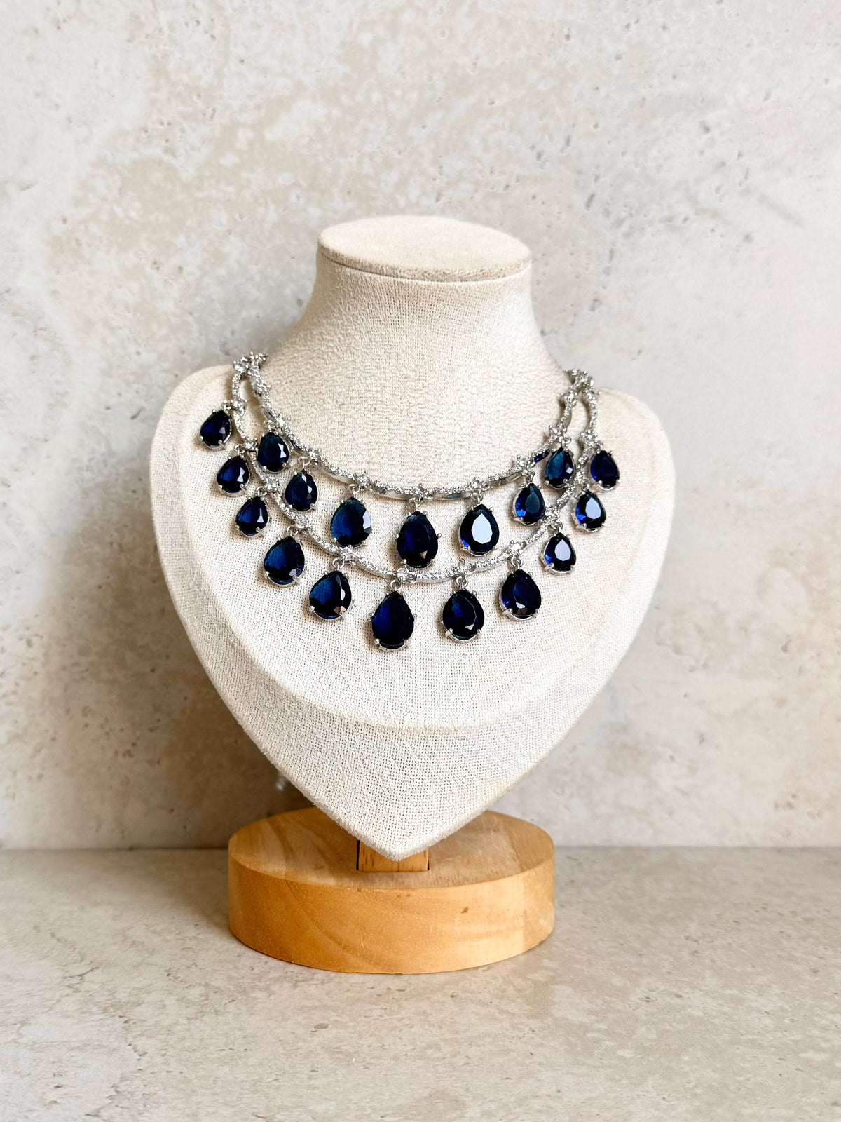 Amna Necklace Set