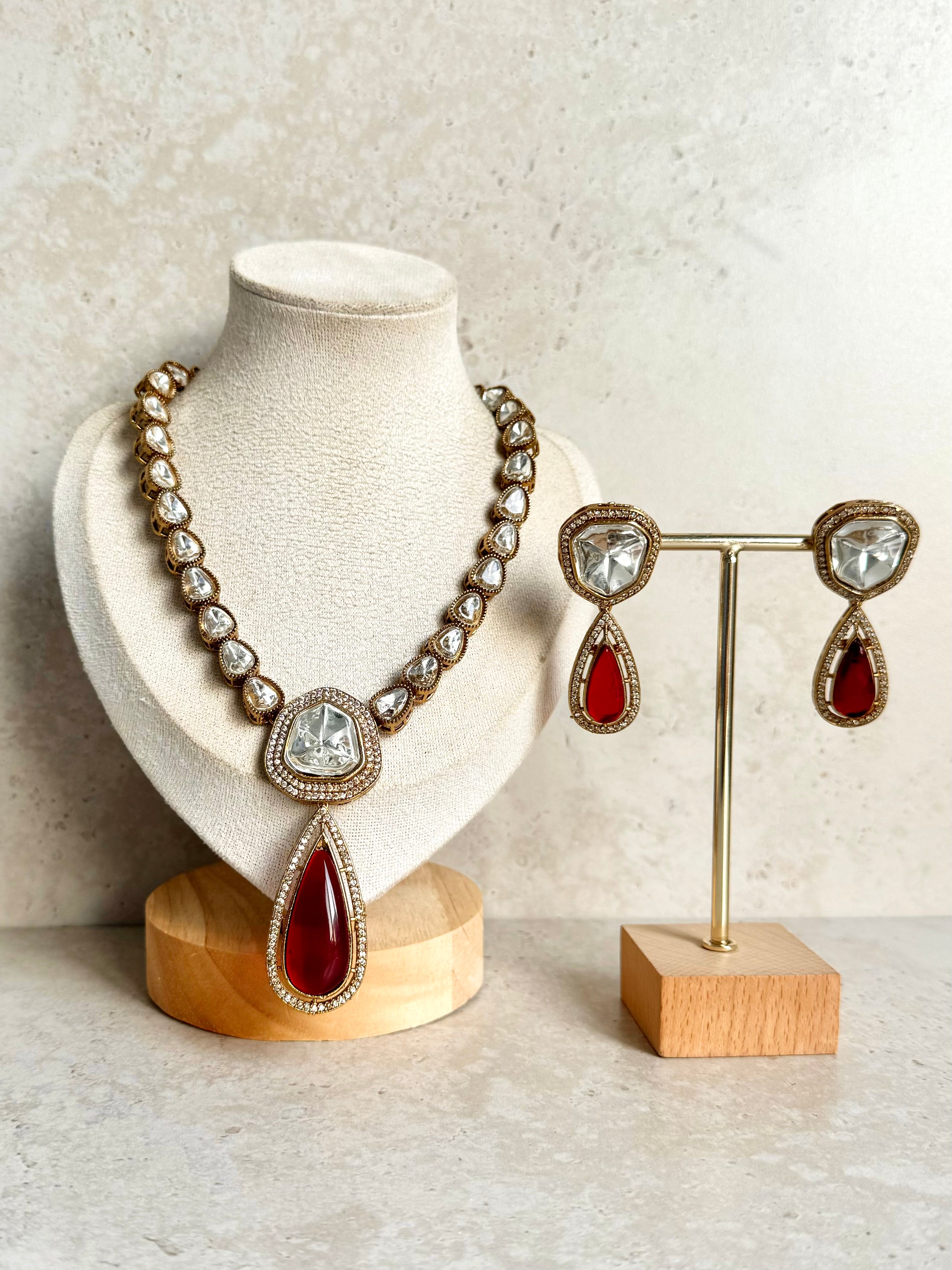 Sukhleen Necklace Set