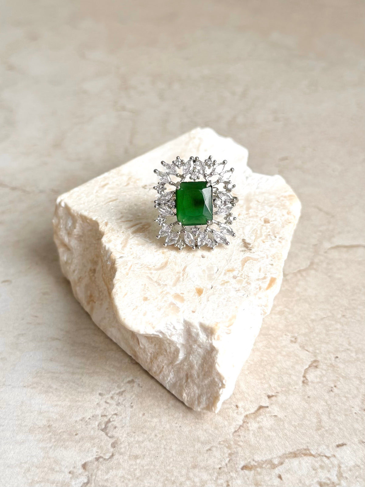 Nazia Ring
