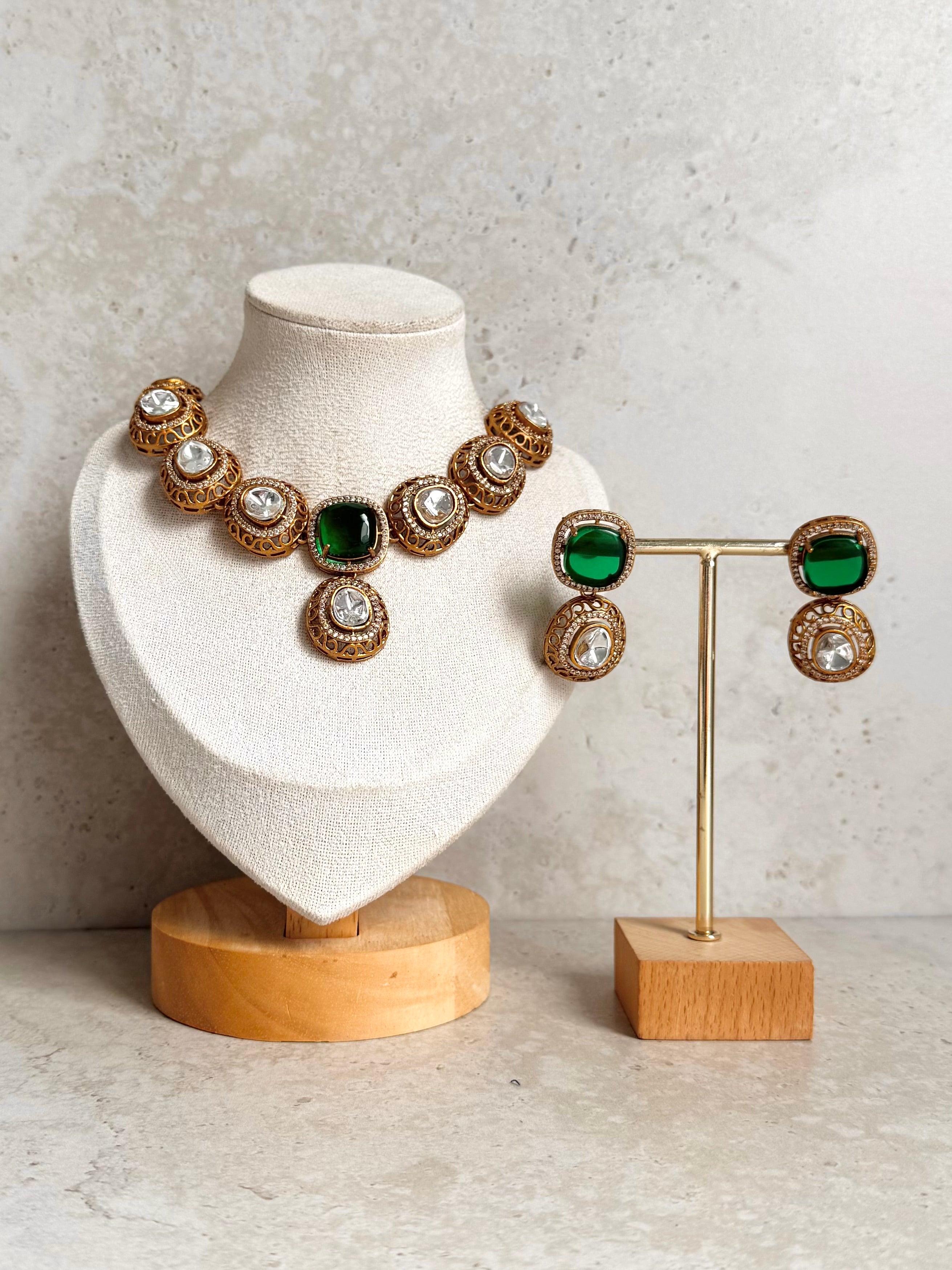 Pawan Necklace Set