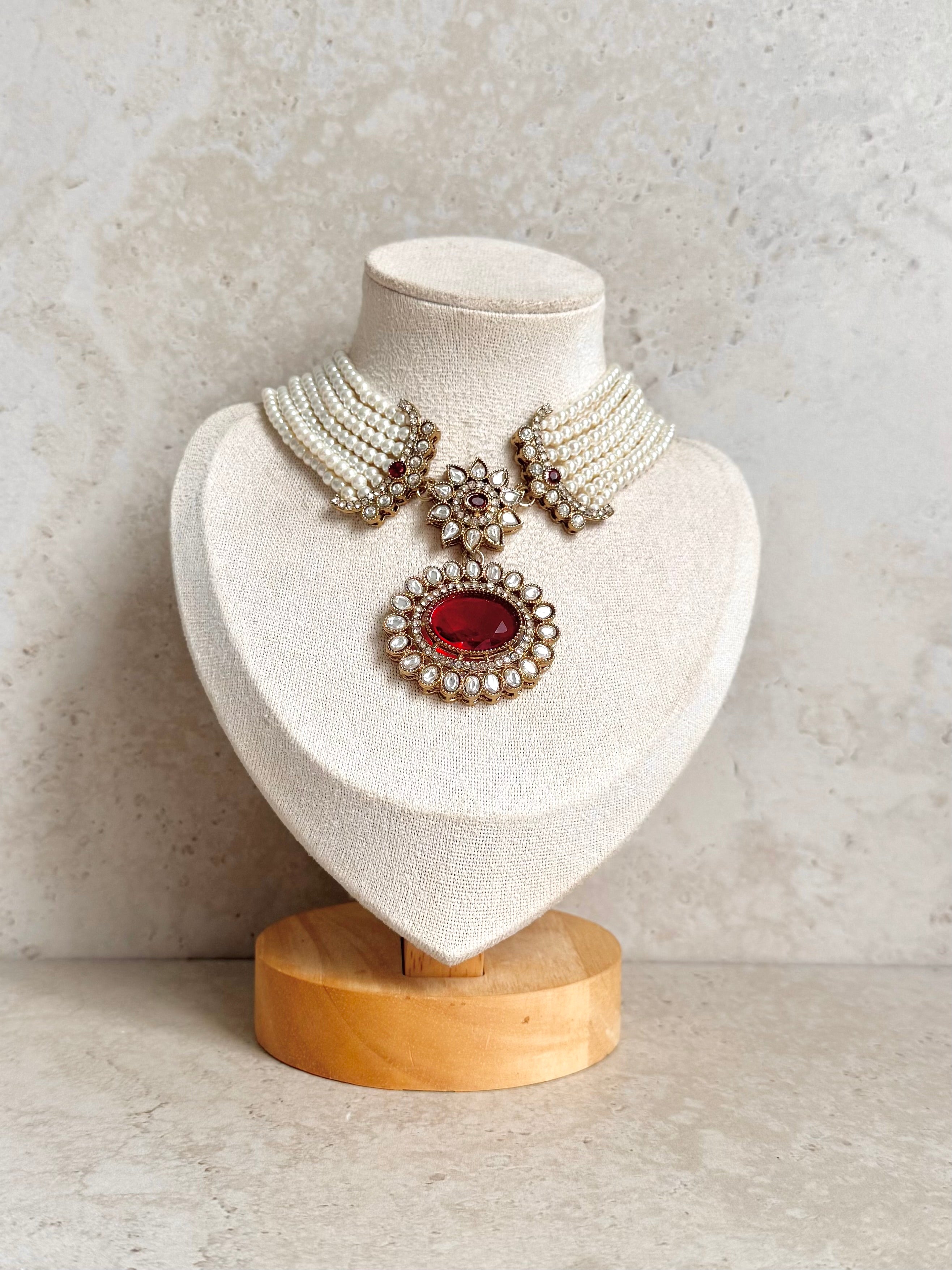 Ranjna Necklace Set