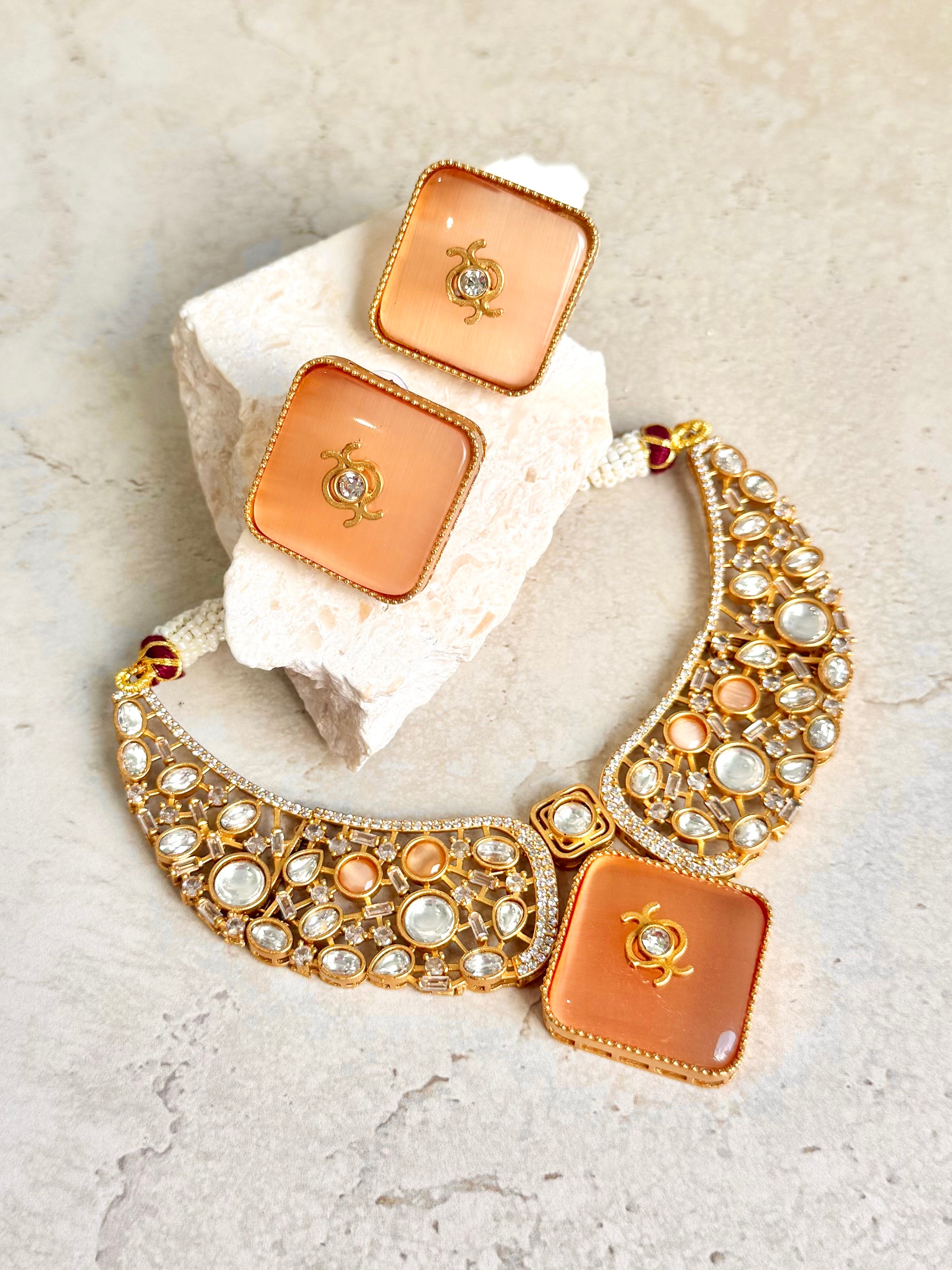 Azra Necklace Set