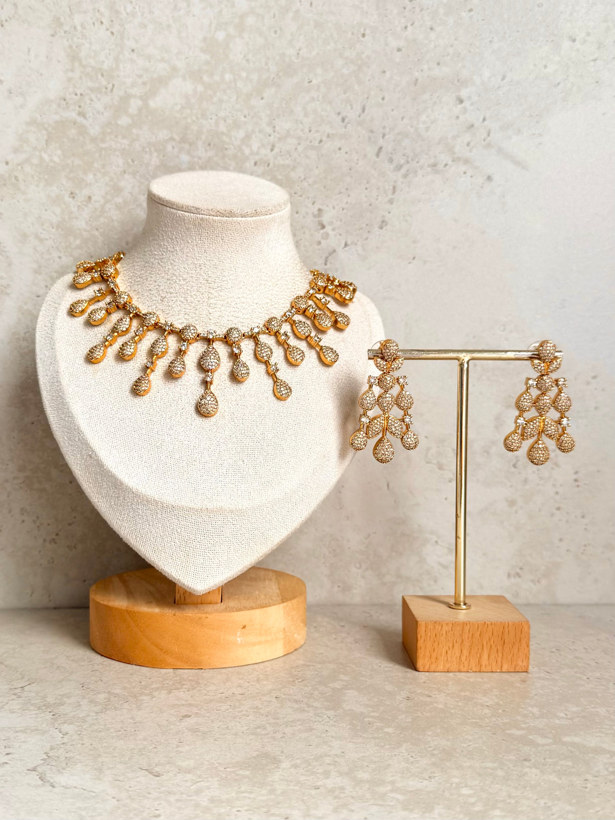 Zimal Necklace Set