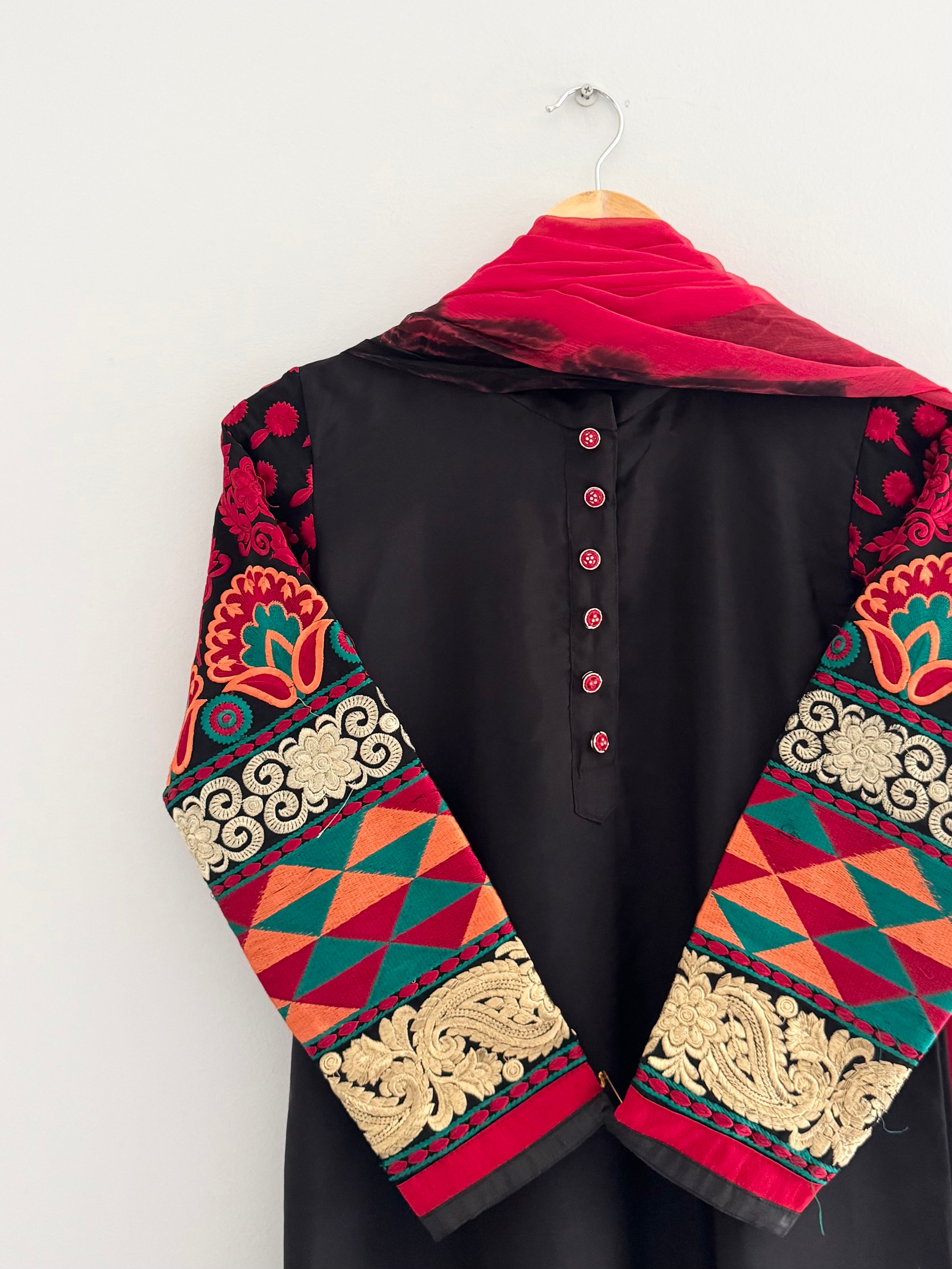 Mehroz Suit Set
