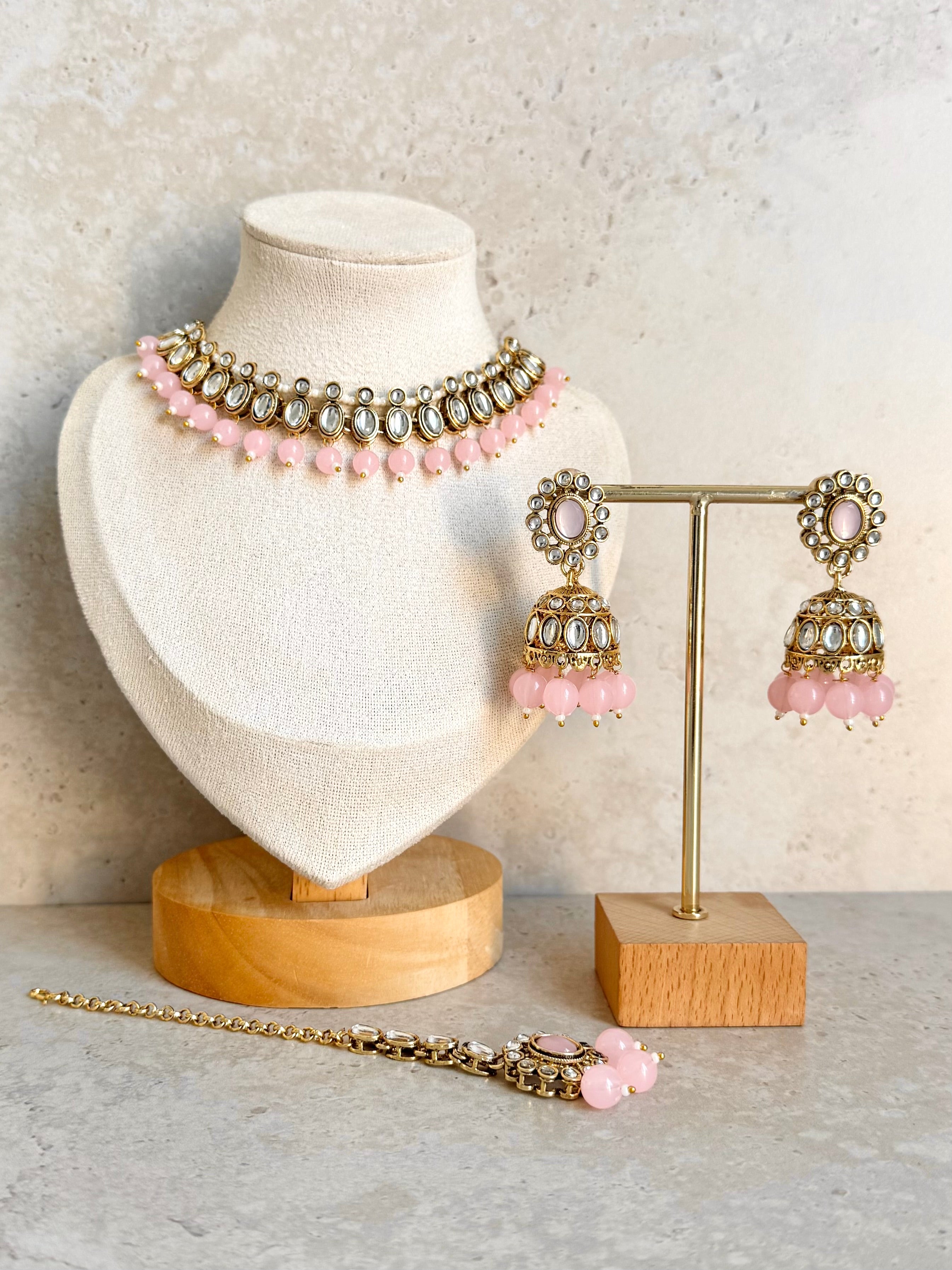Bindu Necklace Set