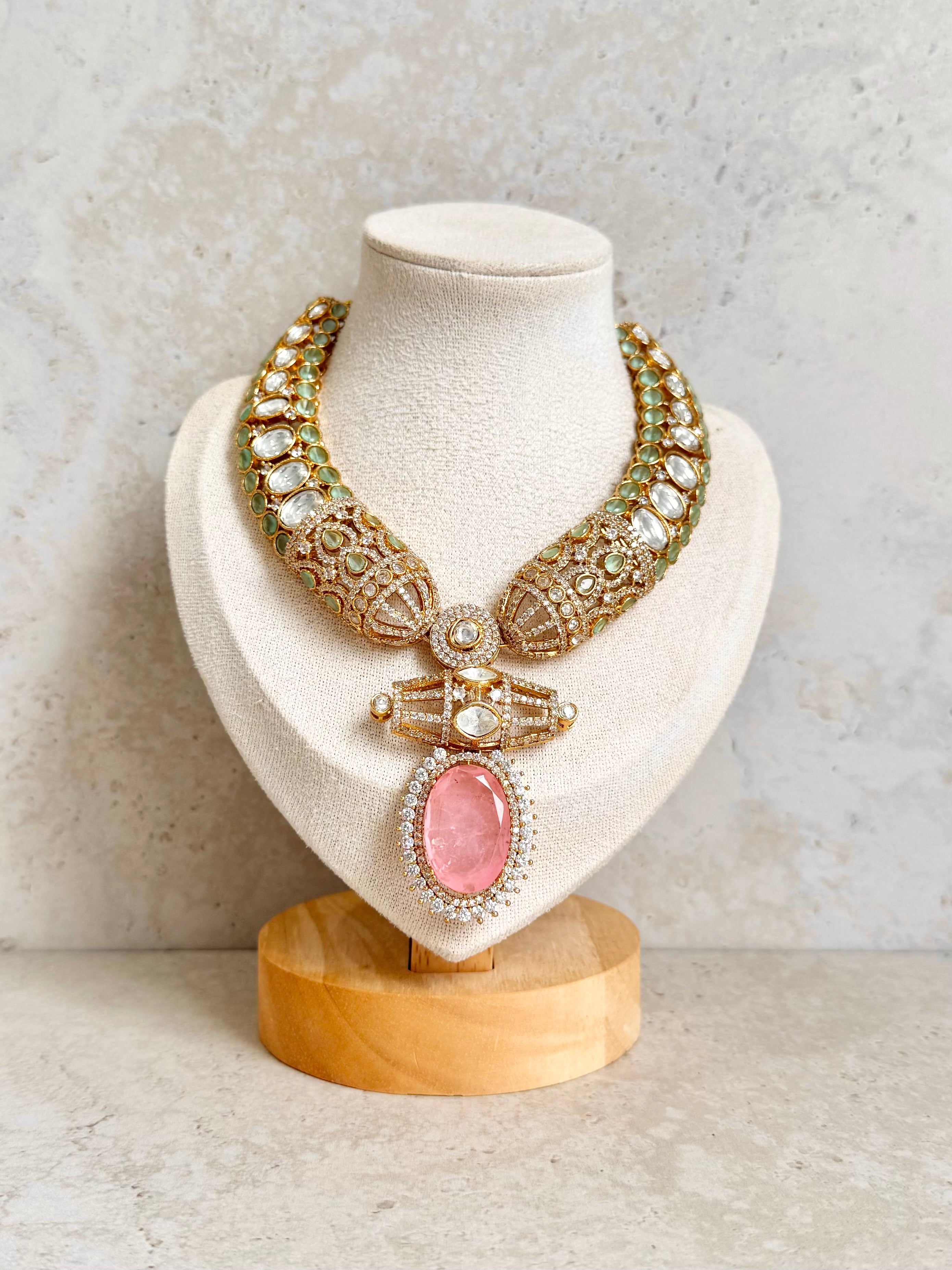 Aishwarya Necklace Set