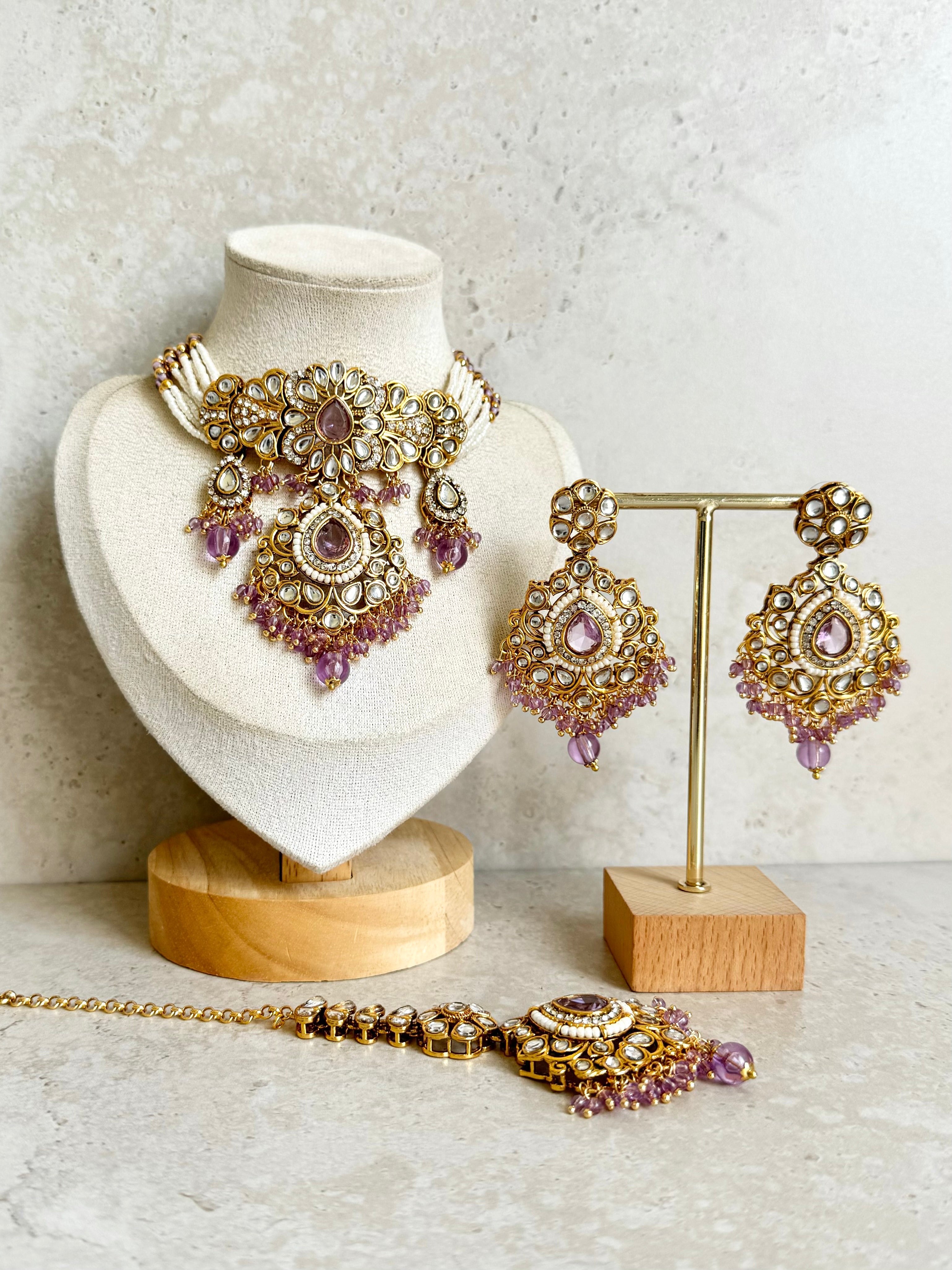 Amreen Necklace Set