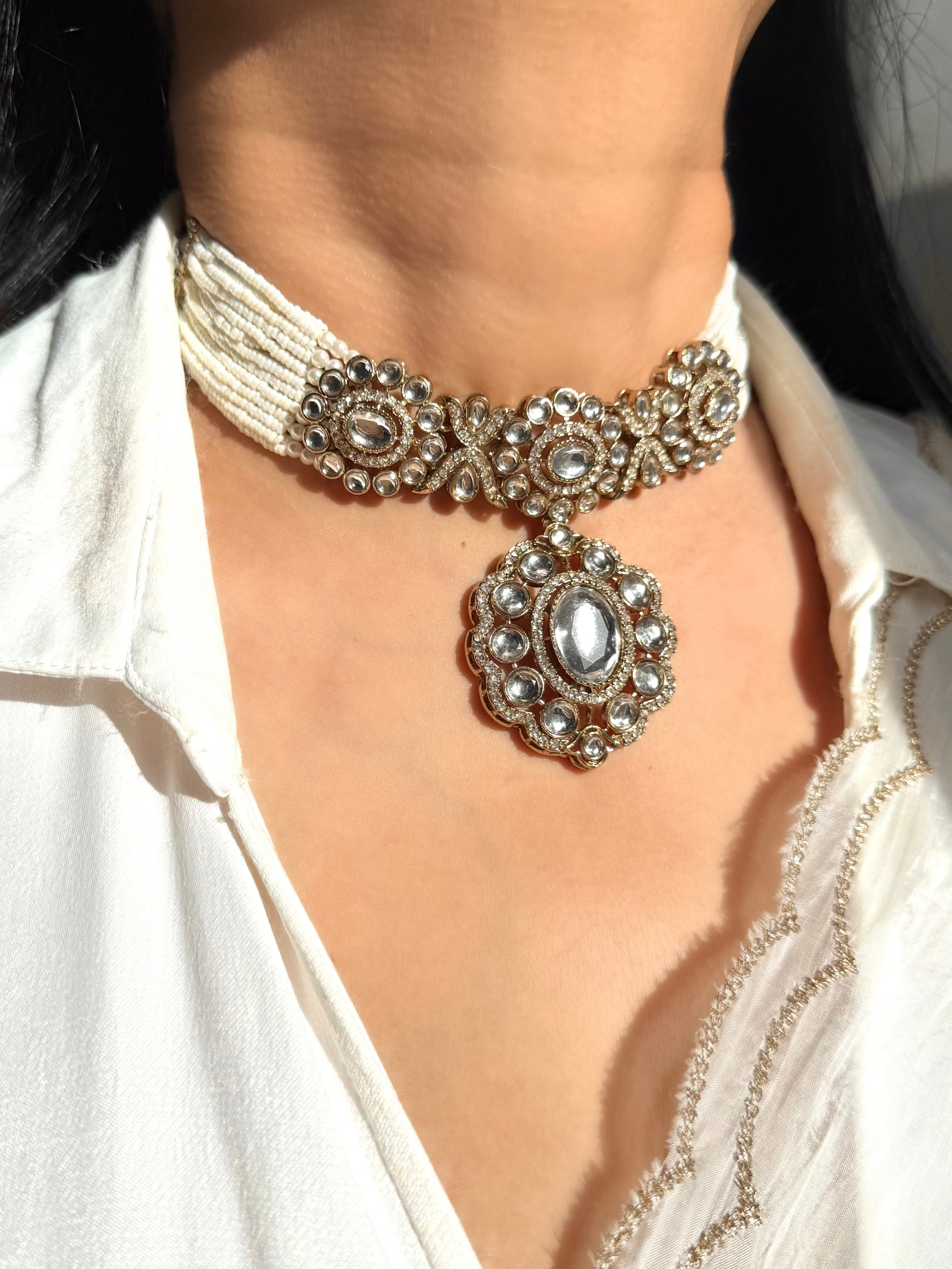 Kajol Necklace Set