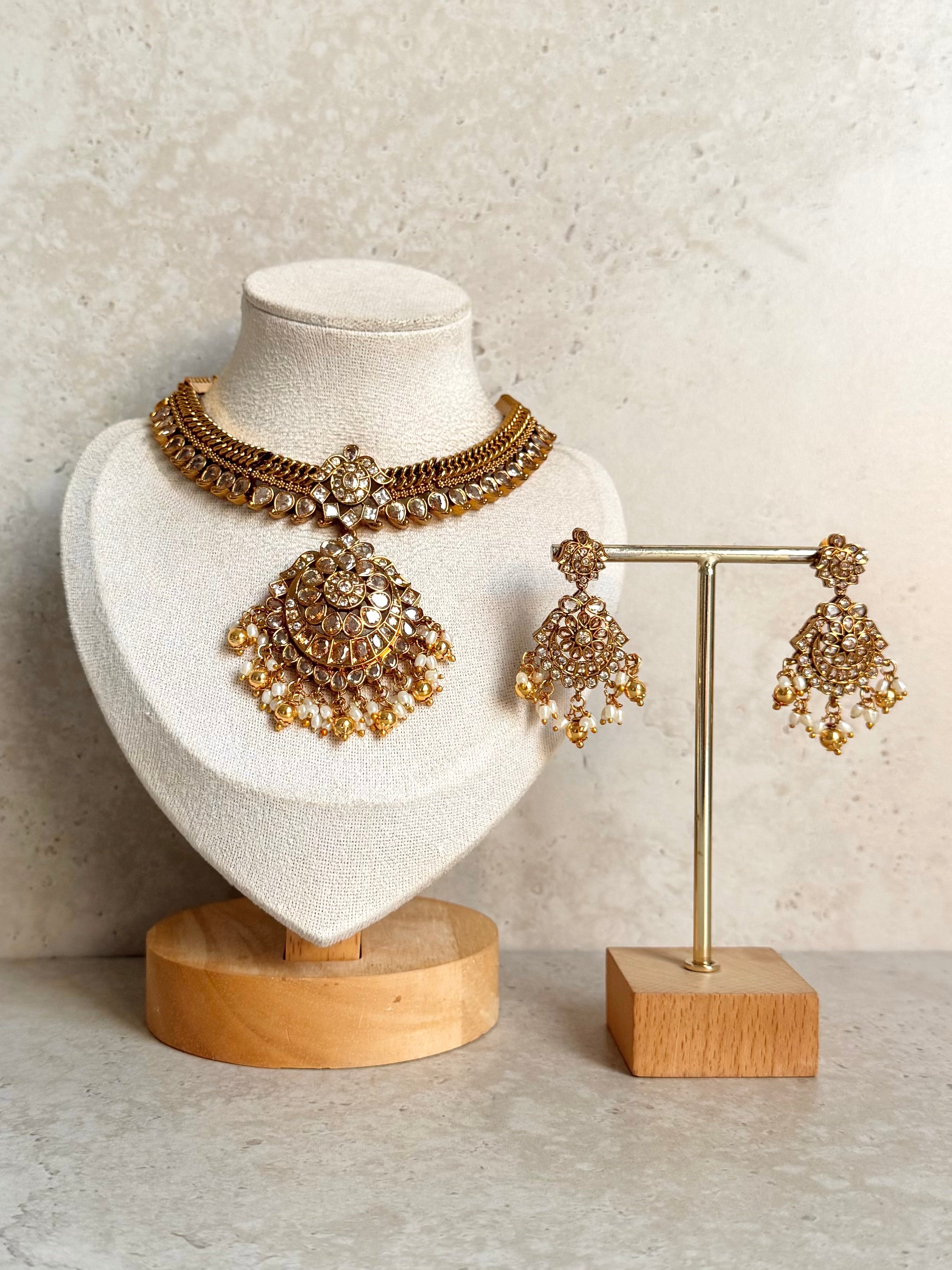 Heer Necklace Set