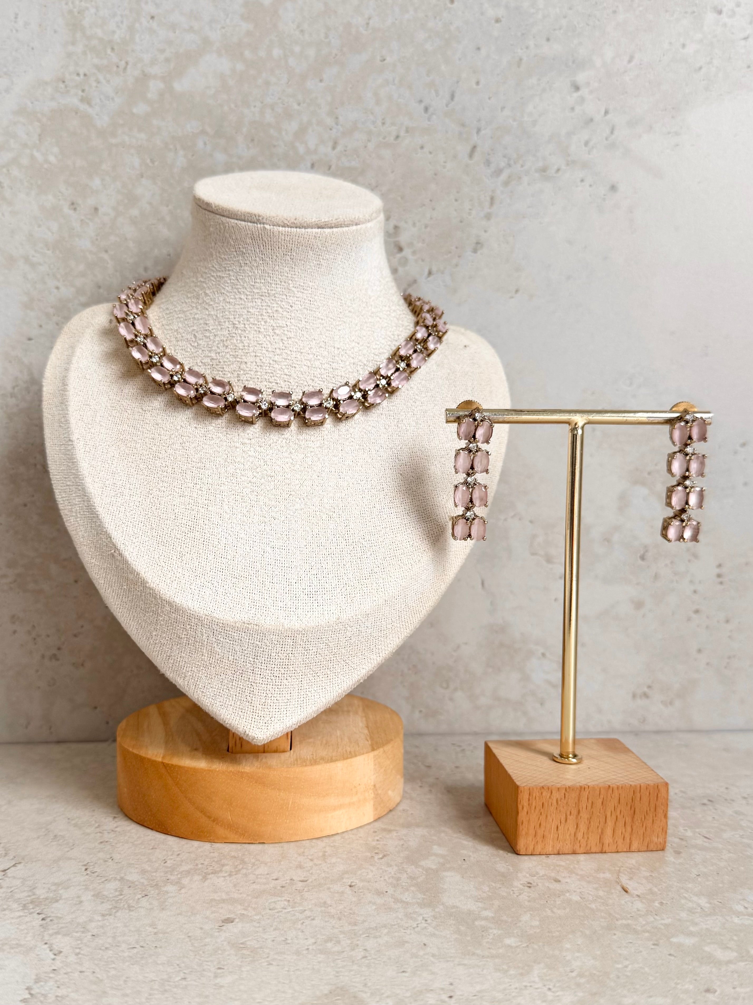 Neesha Necklace Set