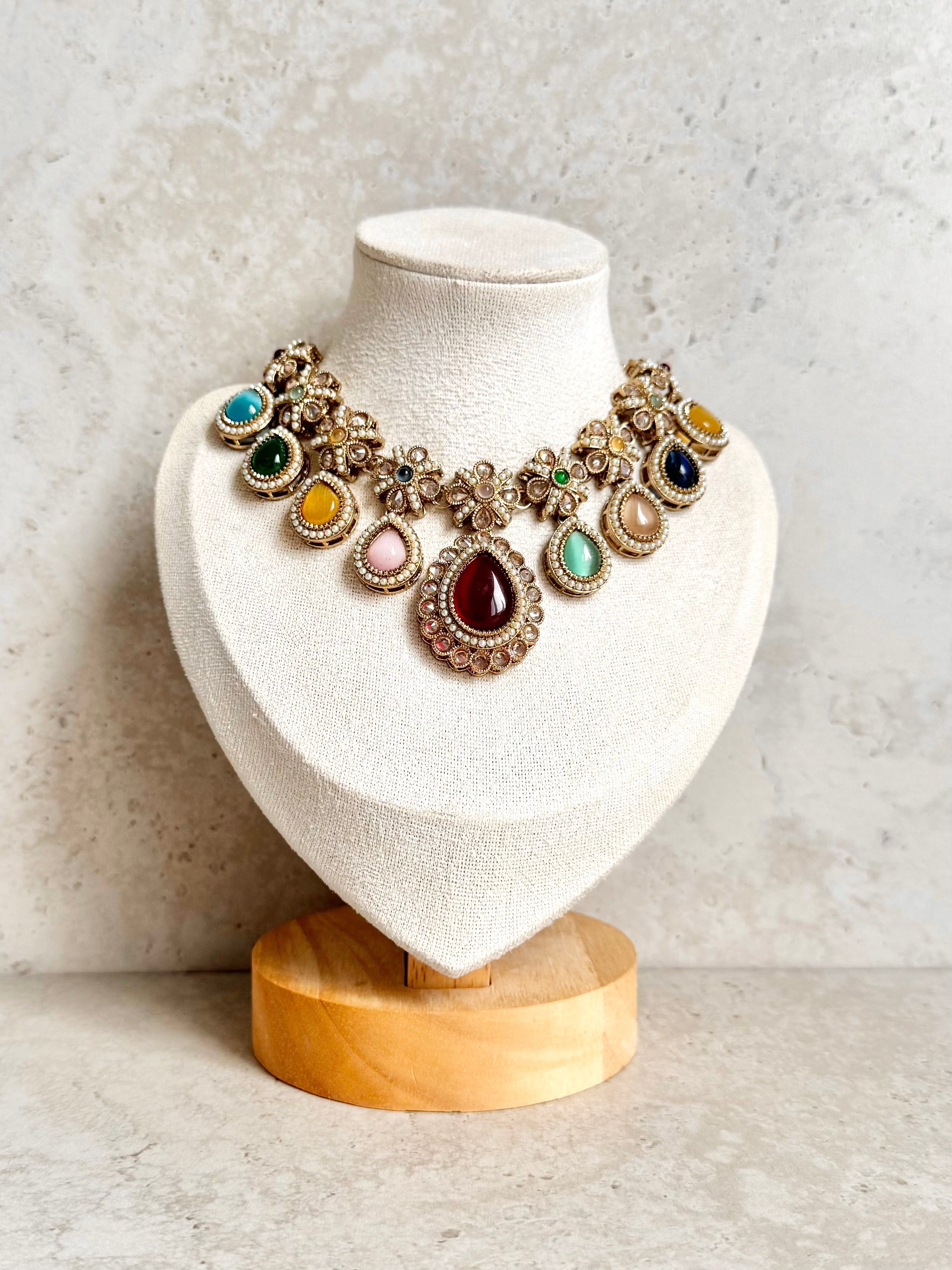 Navneet Necklace Set