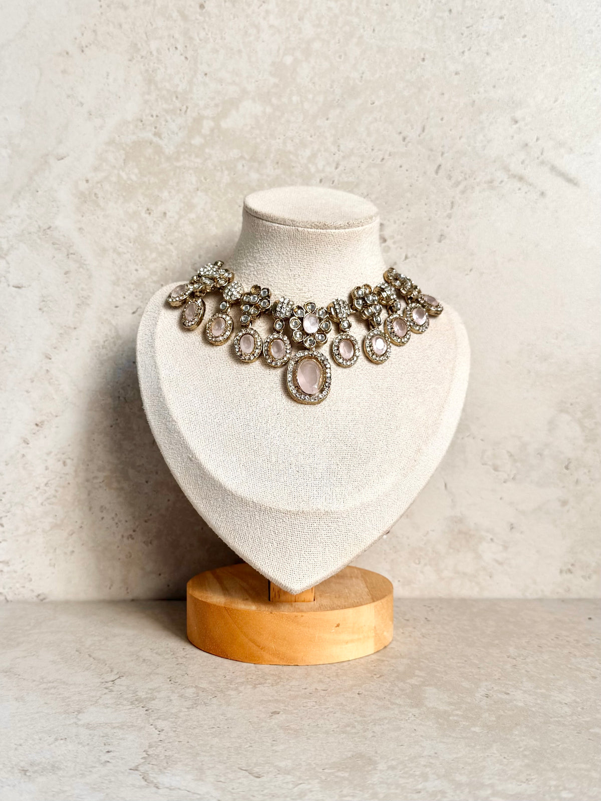 Archana Necklace Set