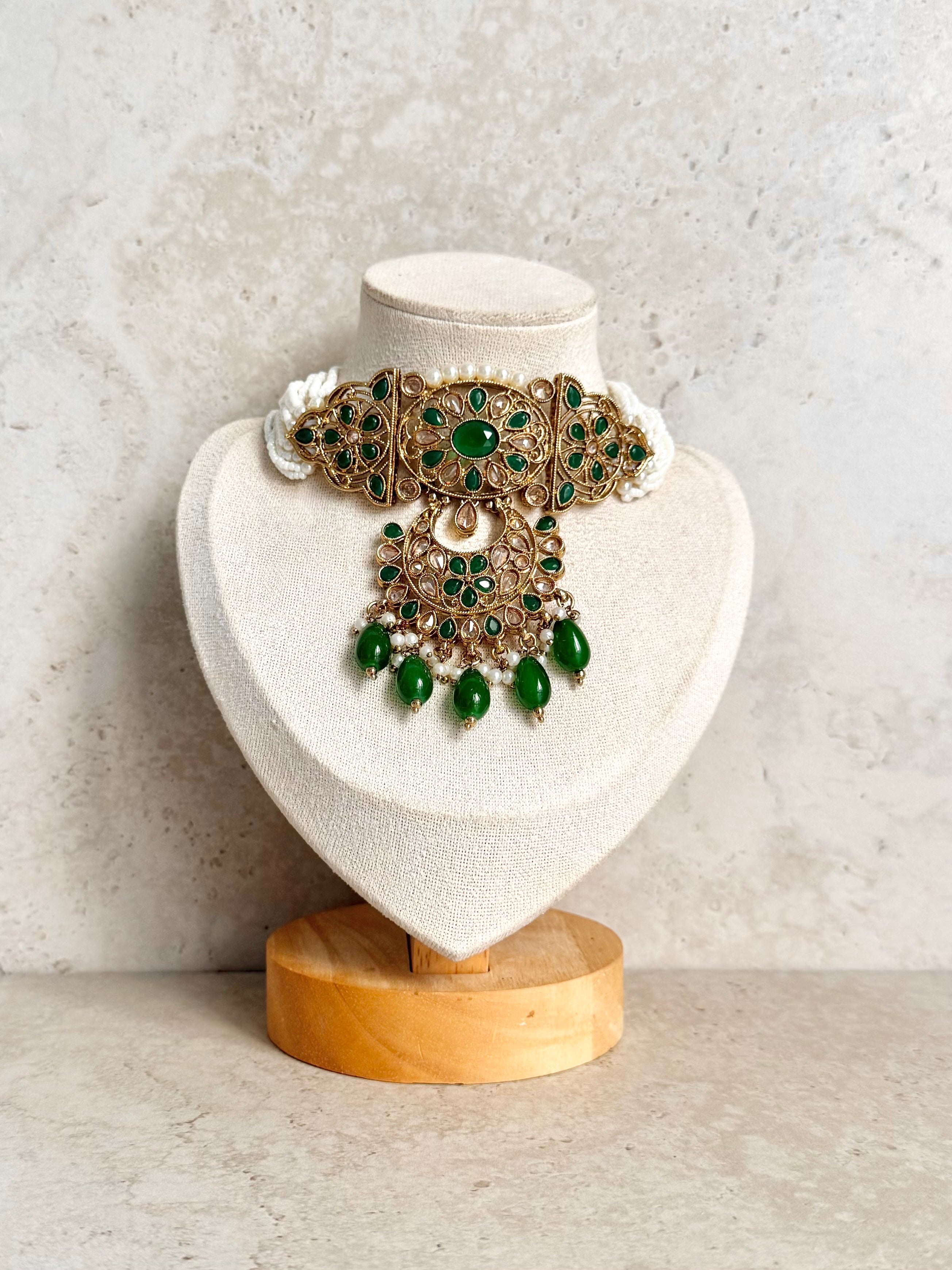 Afrin Necklace Set