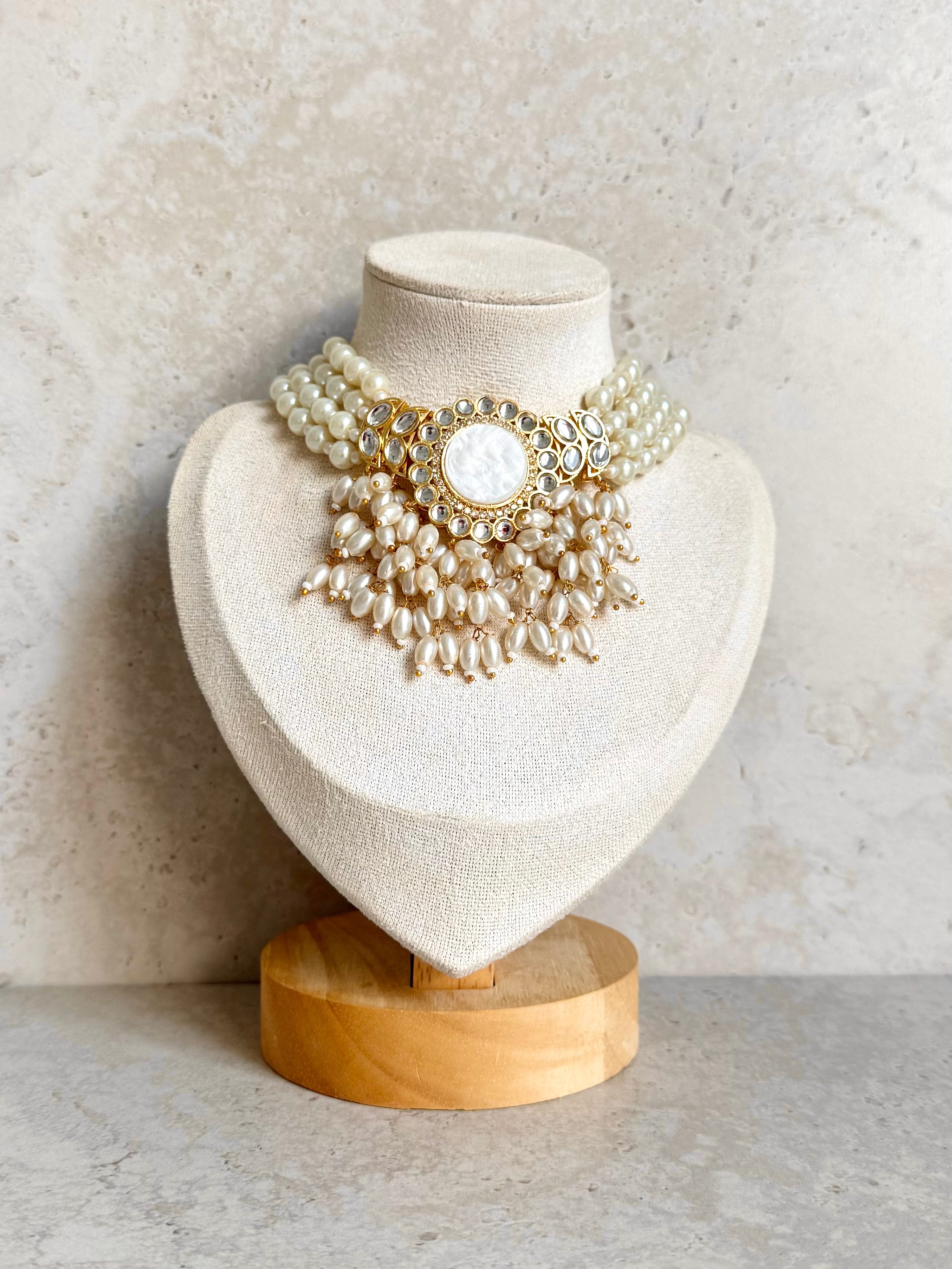 Taniya Necklace Set