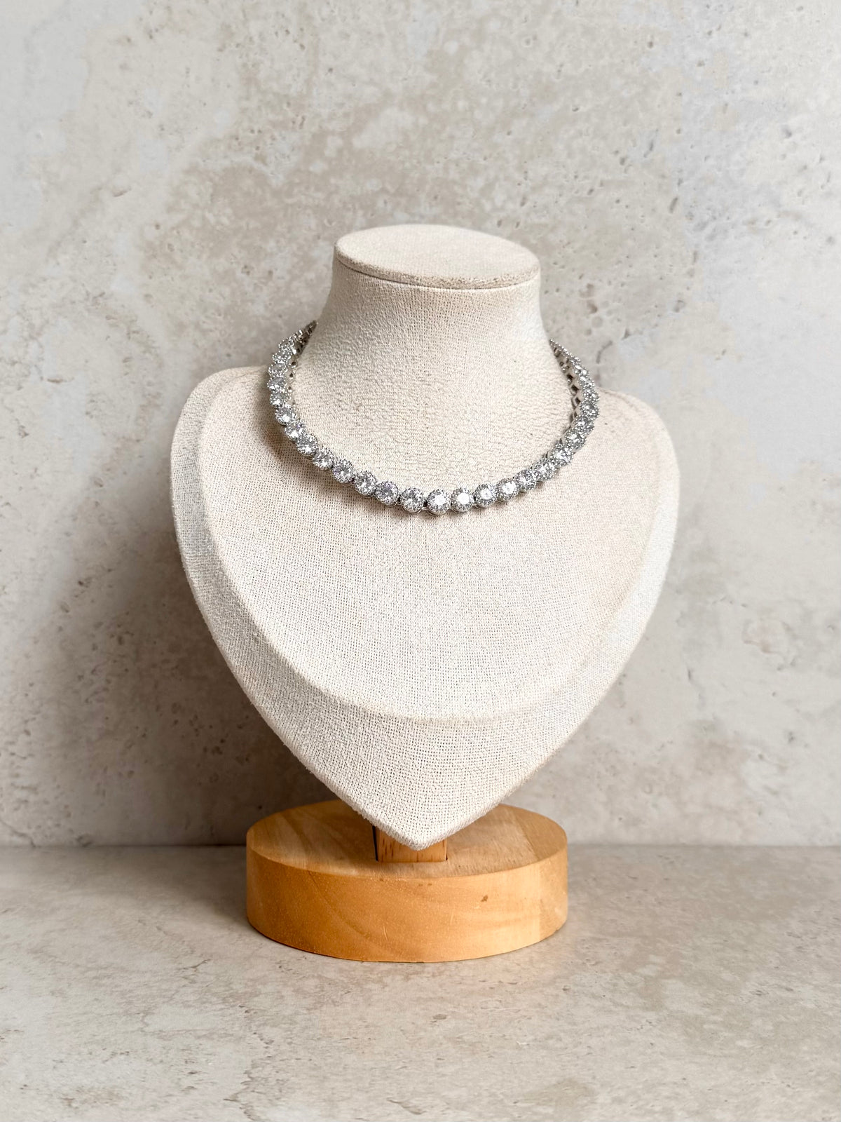 Zoha Necklace Set