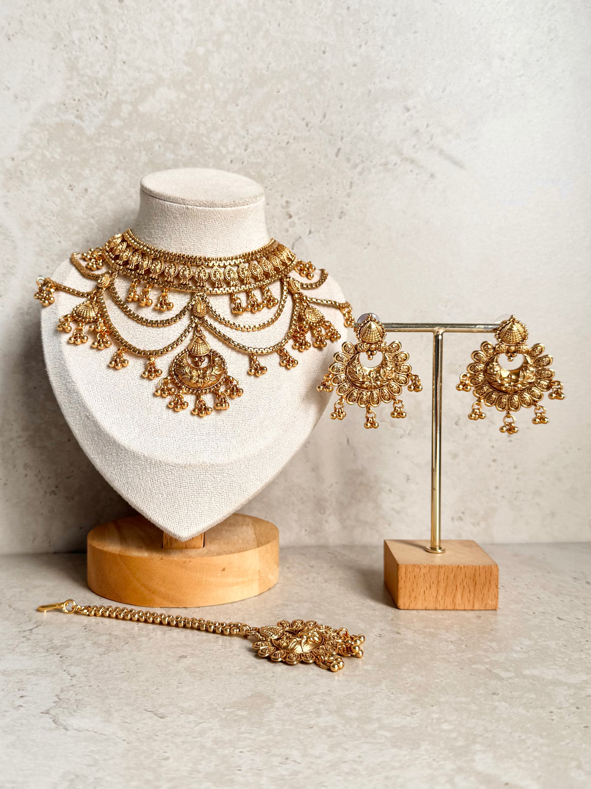 Geeta Necklace Set