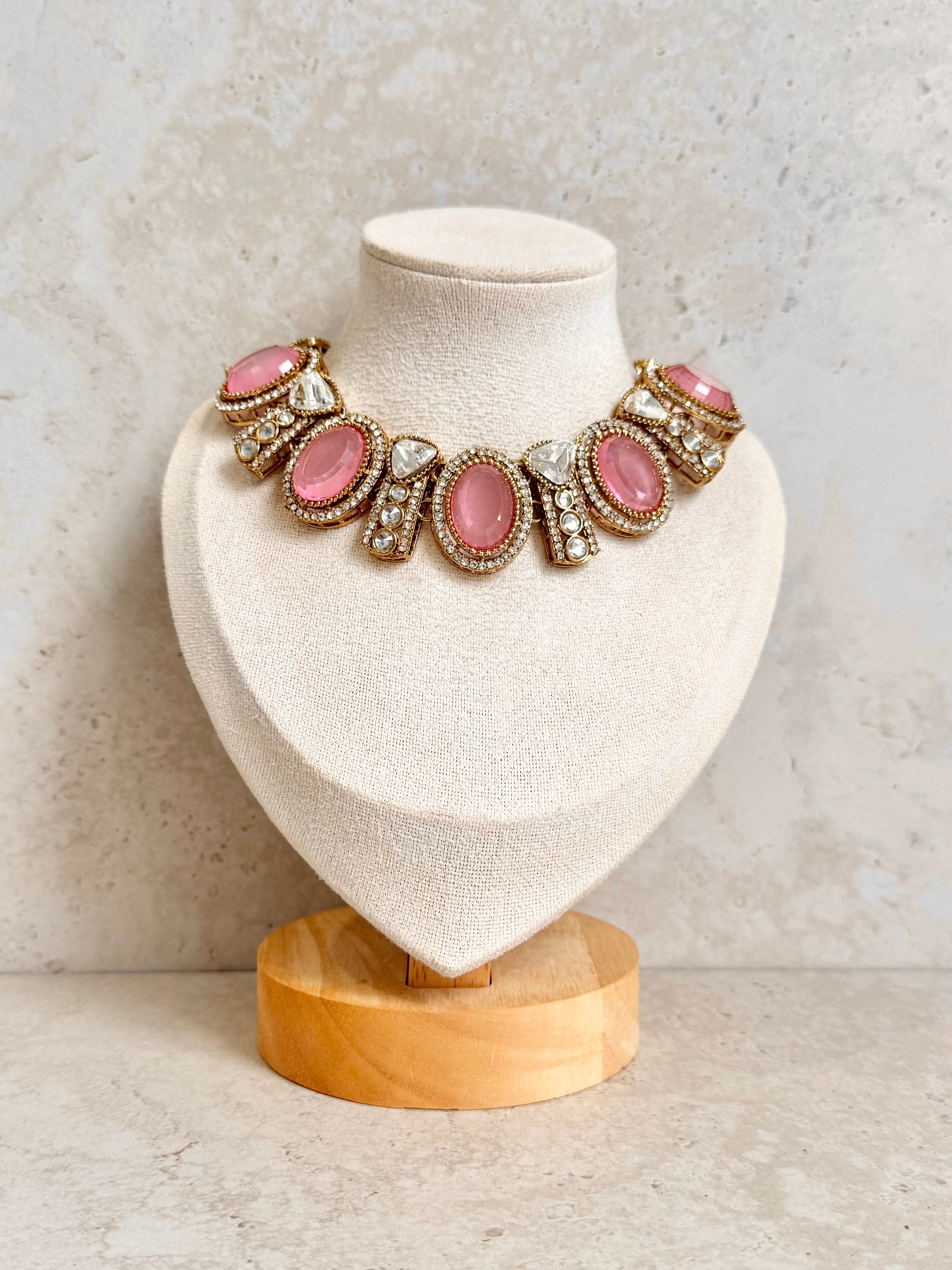 Deevya Necklace Set