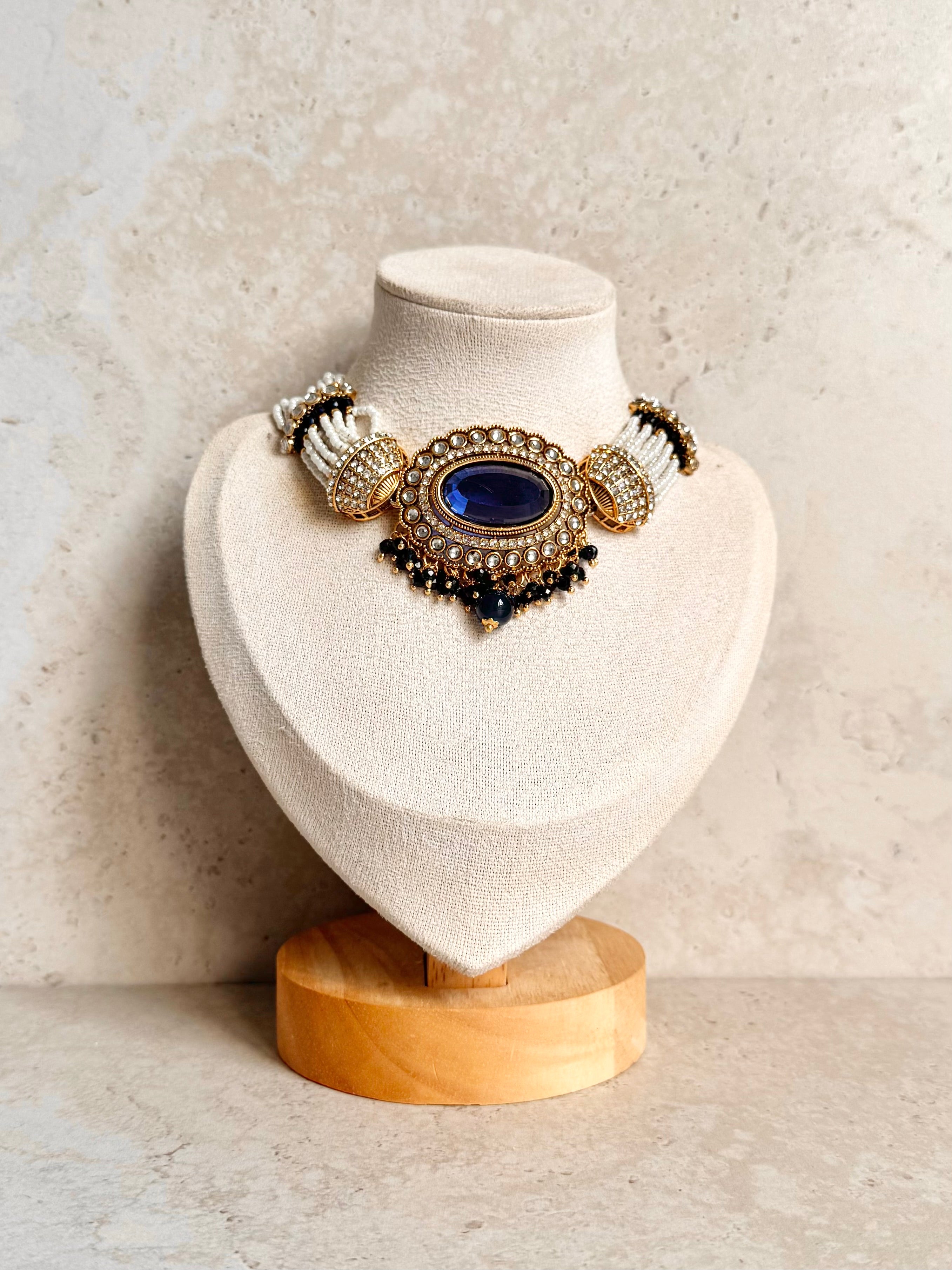 Manju Necklace Set