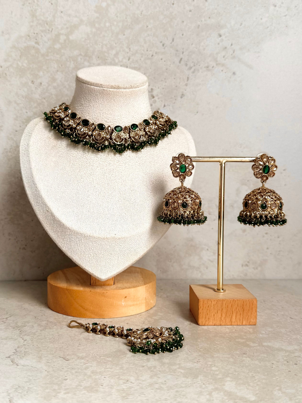 Sunaina Necklace Set