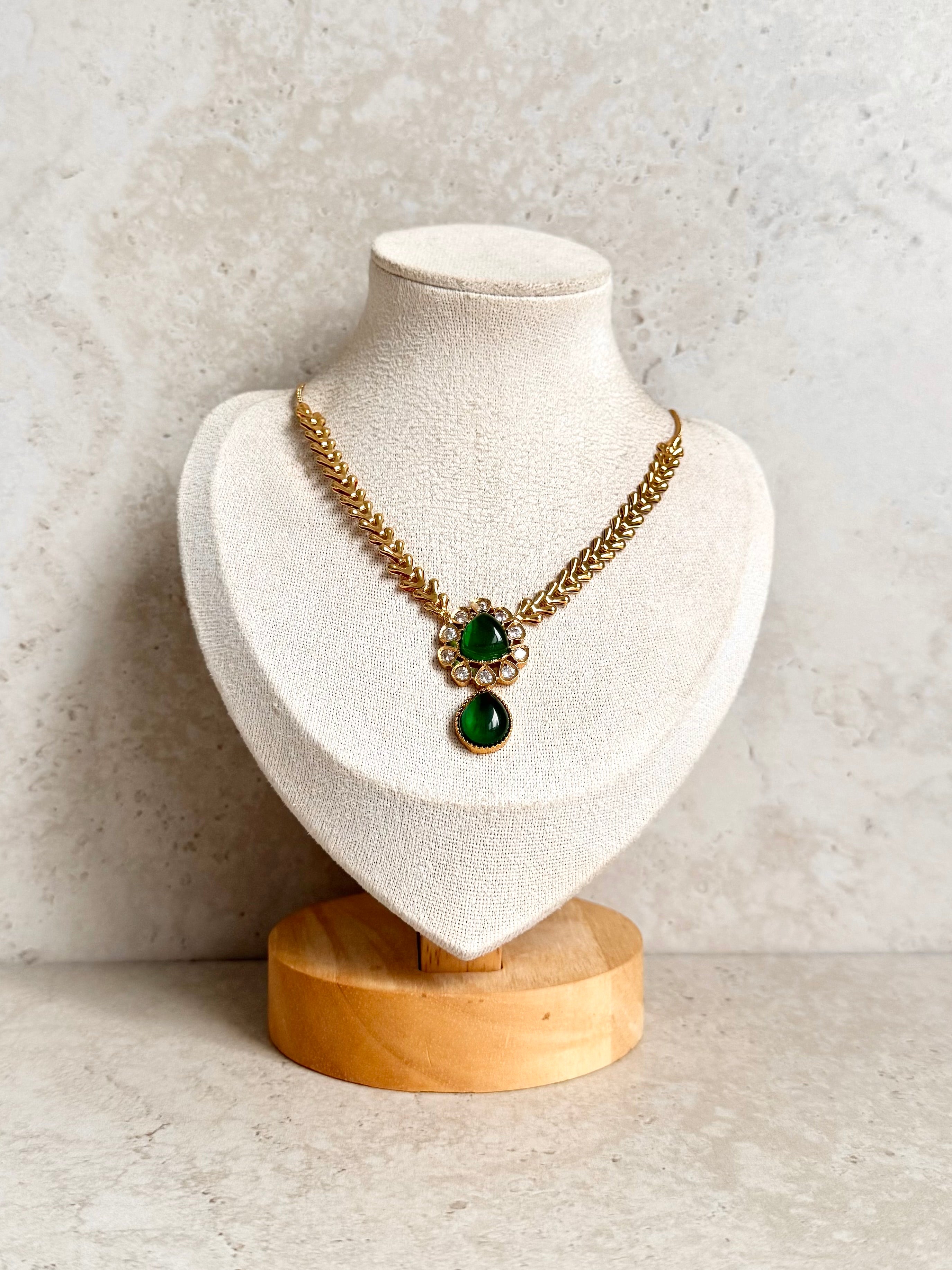 Gia Necklace Set